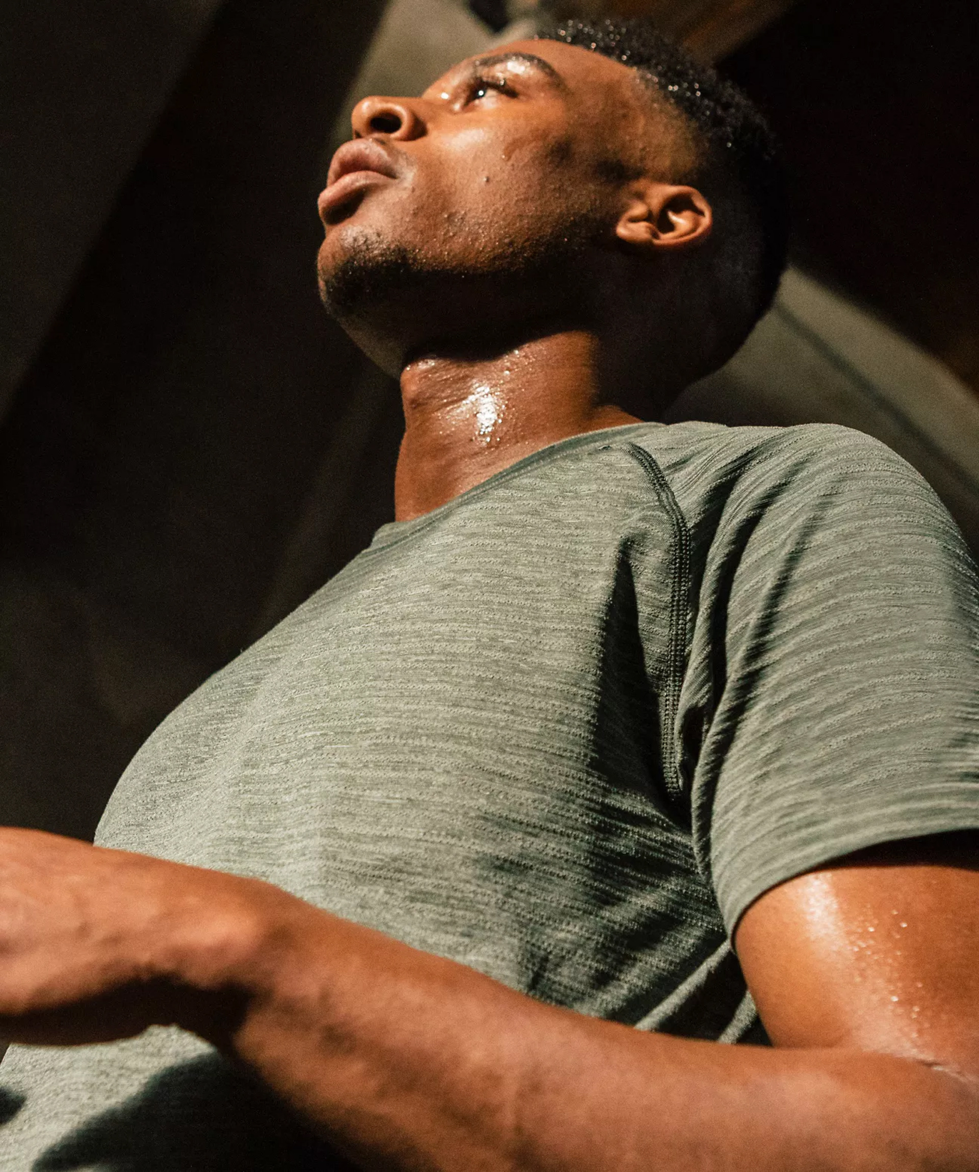Seamless artwork Men's: Wave Fade - lululemon website picture
