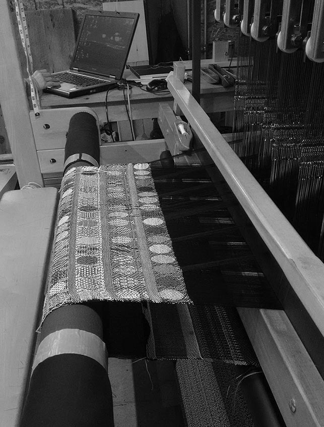 weaving: Test weaves on AVL Jacq3G loom