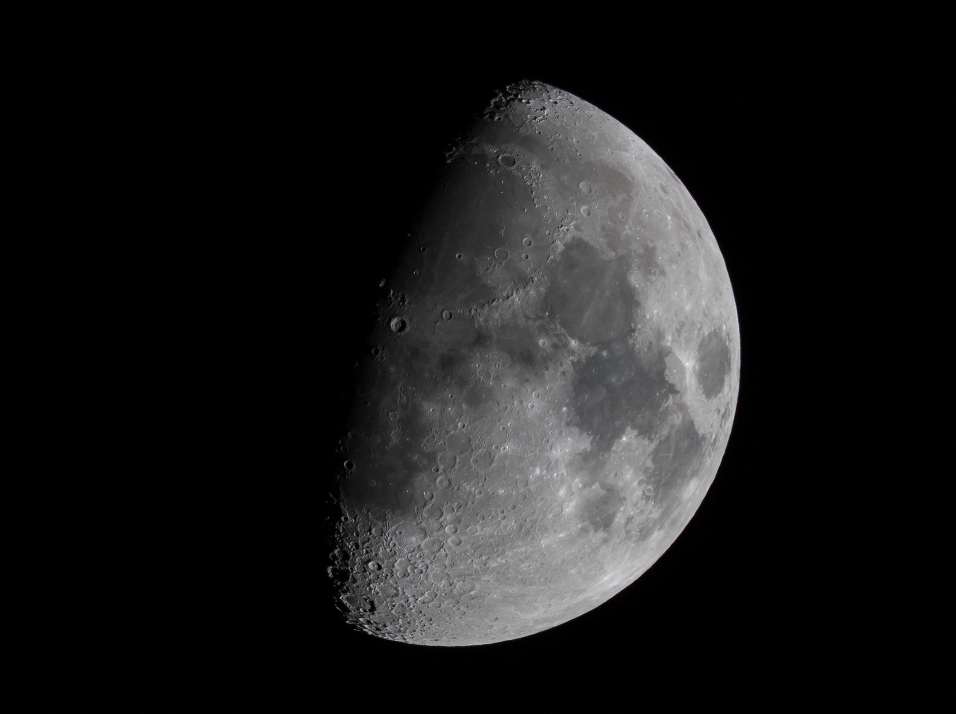 A shot of the moon that I took a couple of days ago with my 600mm lens!