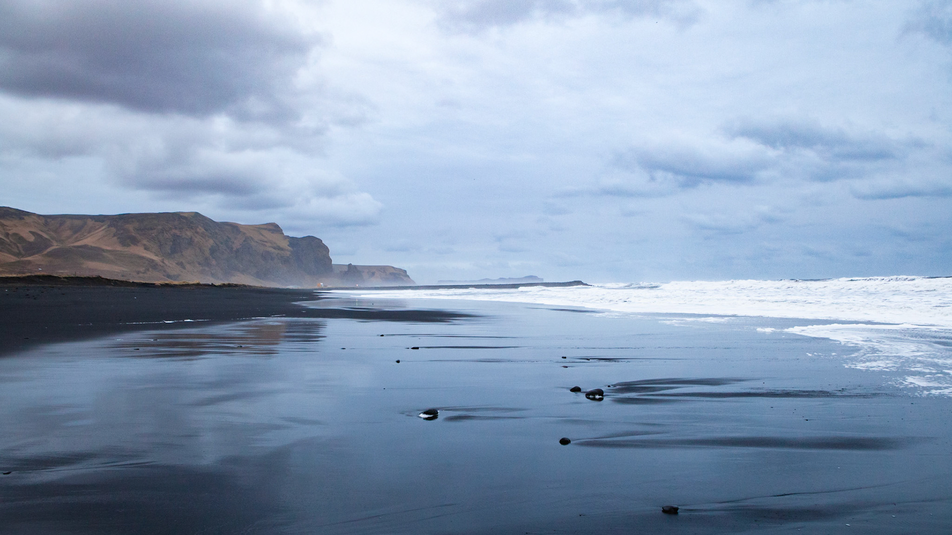 Vík í Mýrdal Beach