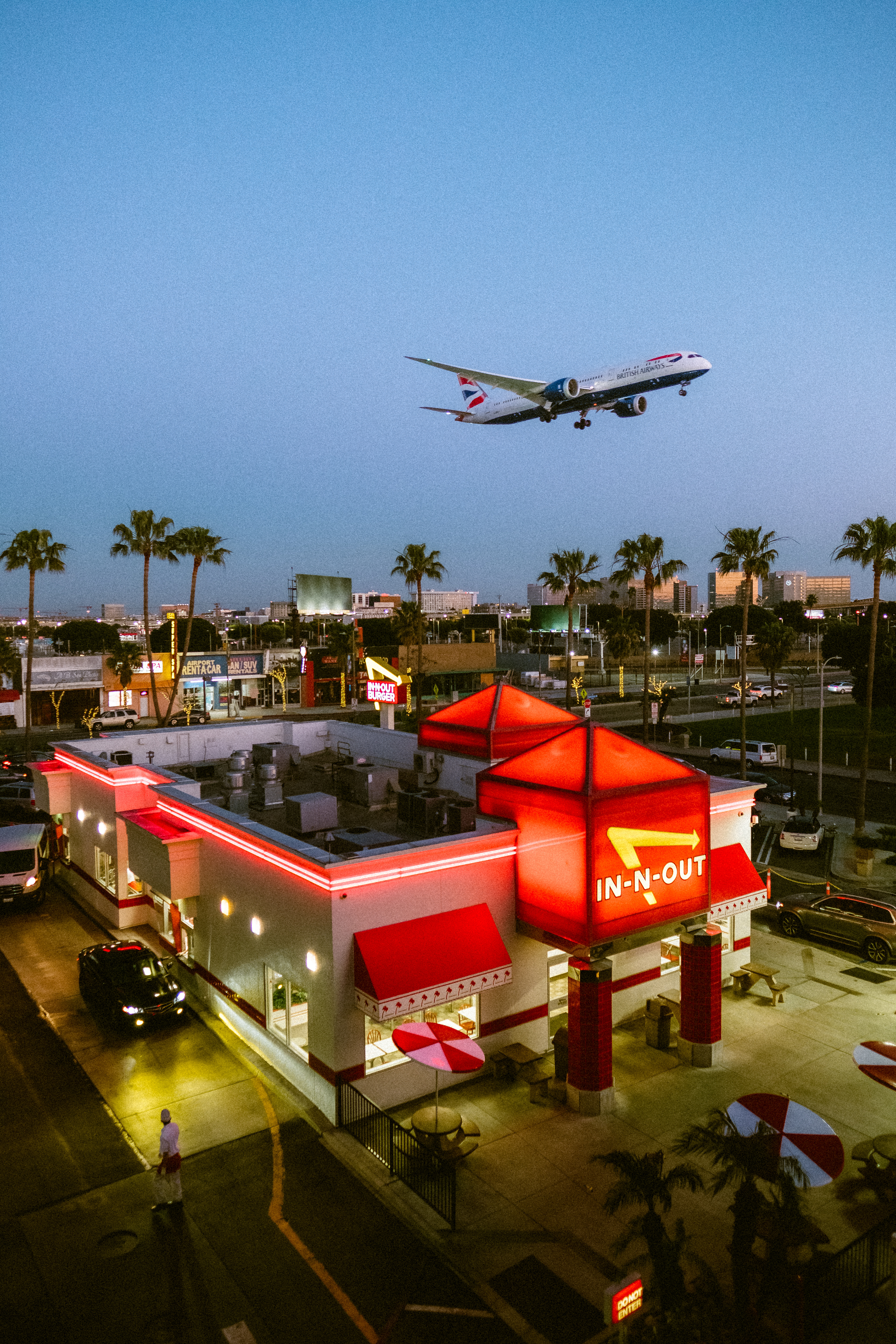 In-n-Out LAX