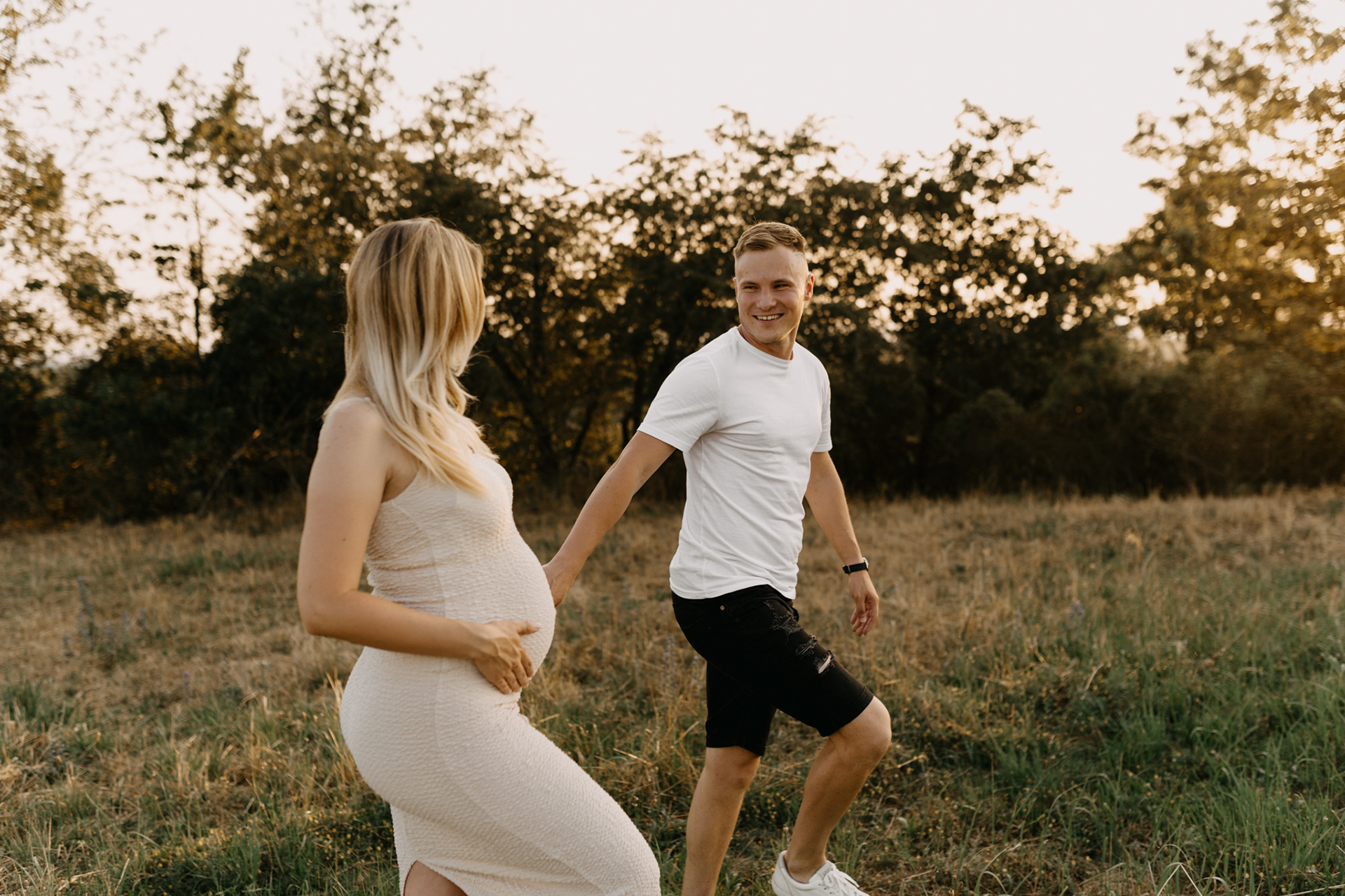 těhotenské focení přerov, olomouc, kroměříž, zlín, prostějov, fotograf, fotografka, veronika amber, veronika čelko