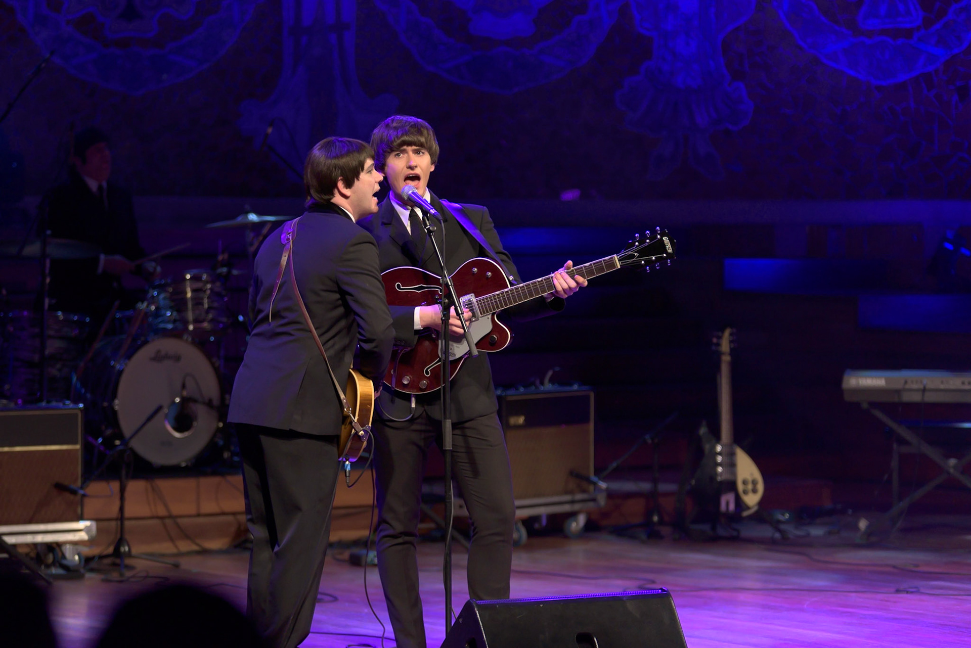 The Mersey Beatles @merseybeatles performing a tribute to “The Beatles” at @palaumusicacat