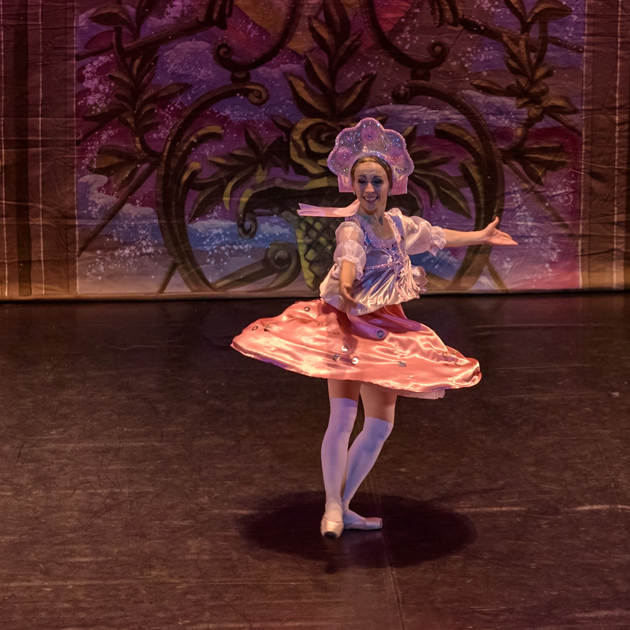 Bolshoi Ballet @bolshoi_theatre  performing "The Nutcracker" at @teatrenacional "Teatre Nacional de Catalunya"