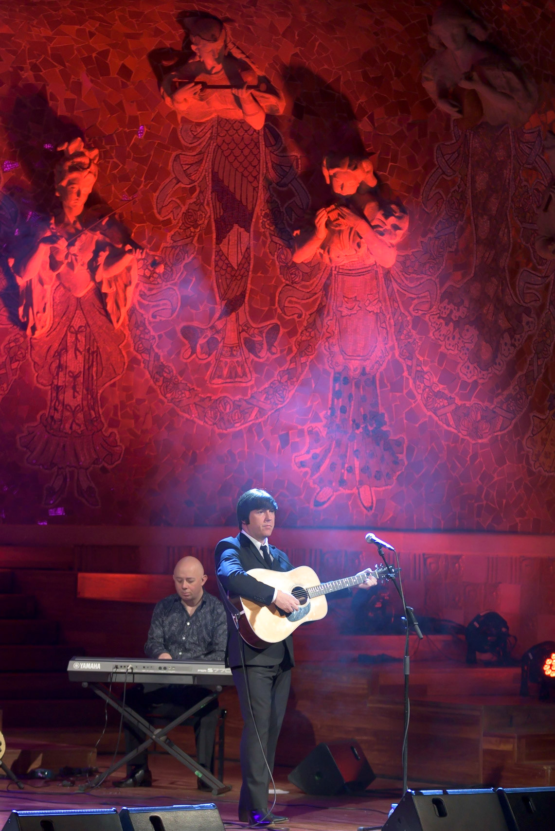 The Mersey Beatles @merseybeatles performing a tribute to “The Beatles” at @palaumusicacat