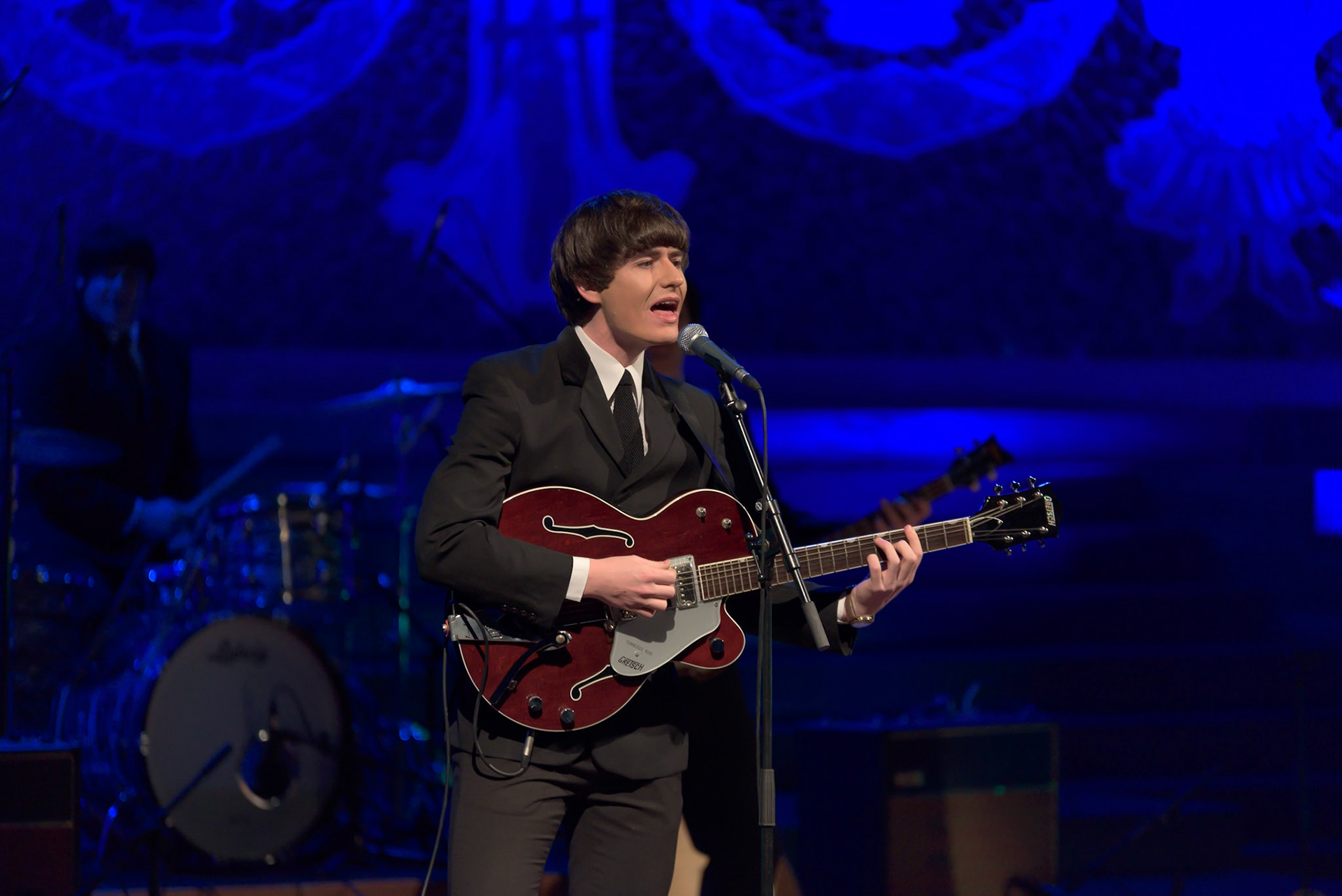 The Mersey Beatles @merseybeatles performing a tribute to “The Beatles” at @palaumusicacat