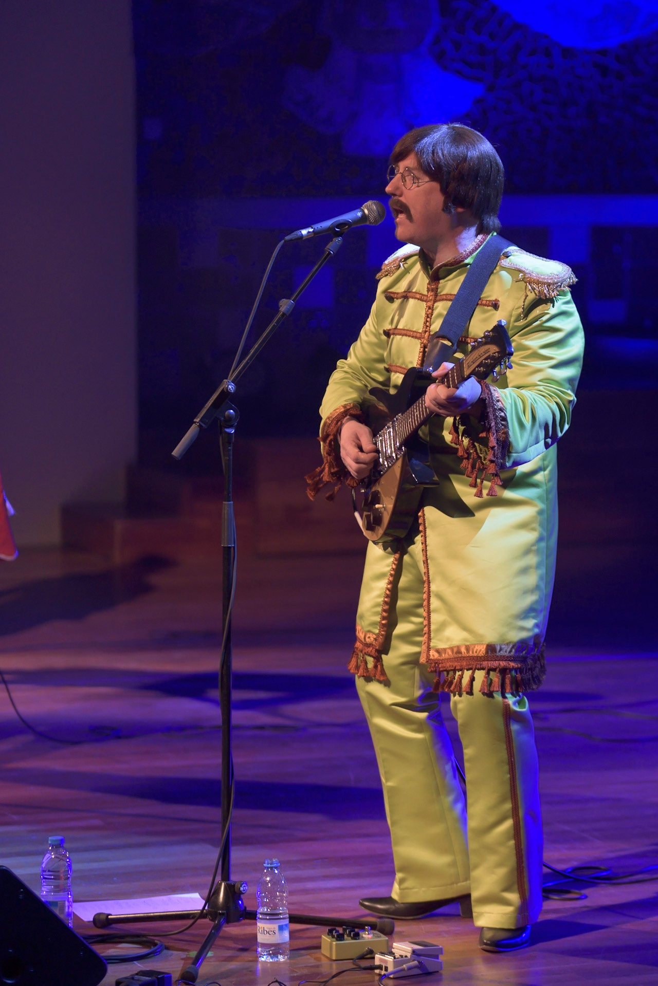 The Mersey Beatles @merseybeatles performing a tribute to “The Beatles” at @palaumusicacat