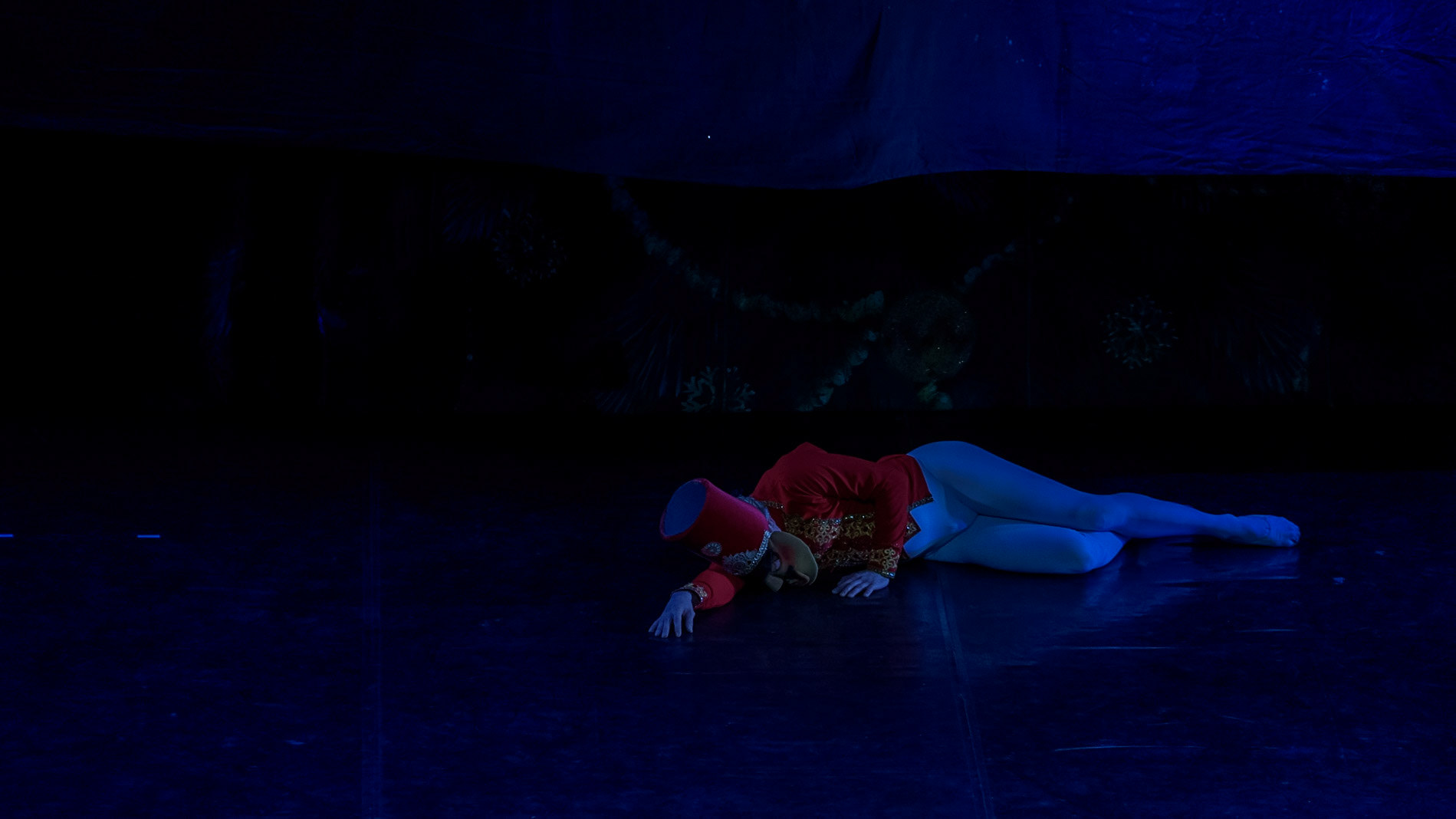 Bolshoi Ballet @bolshoi_theatre  performing "The Nutcracker" at @teatrenacional "Teatre Nacional de Catalunya"