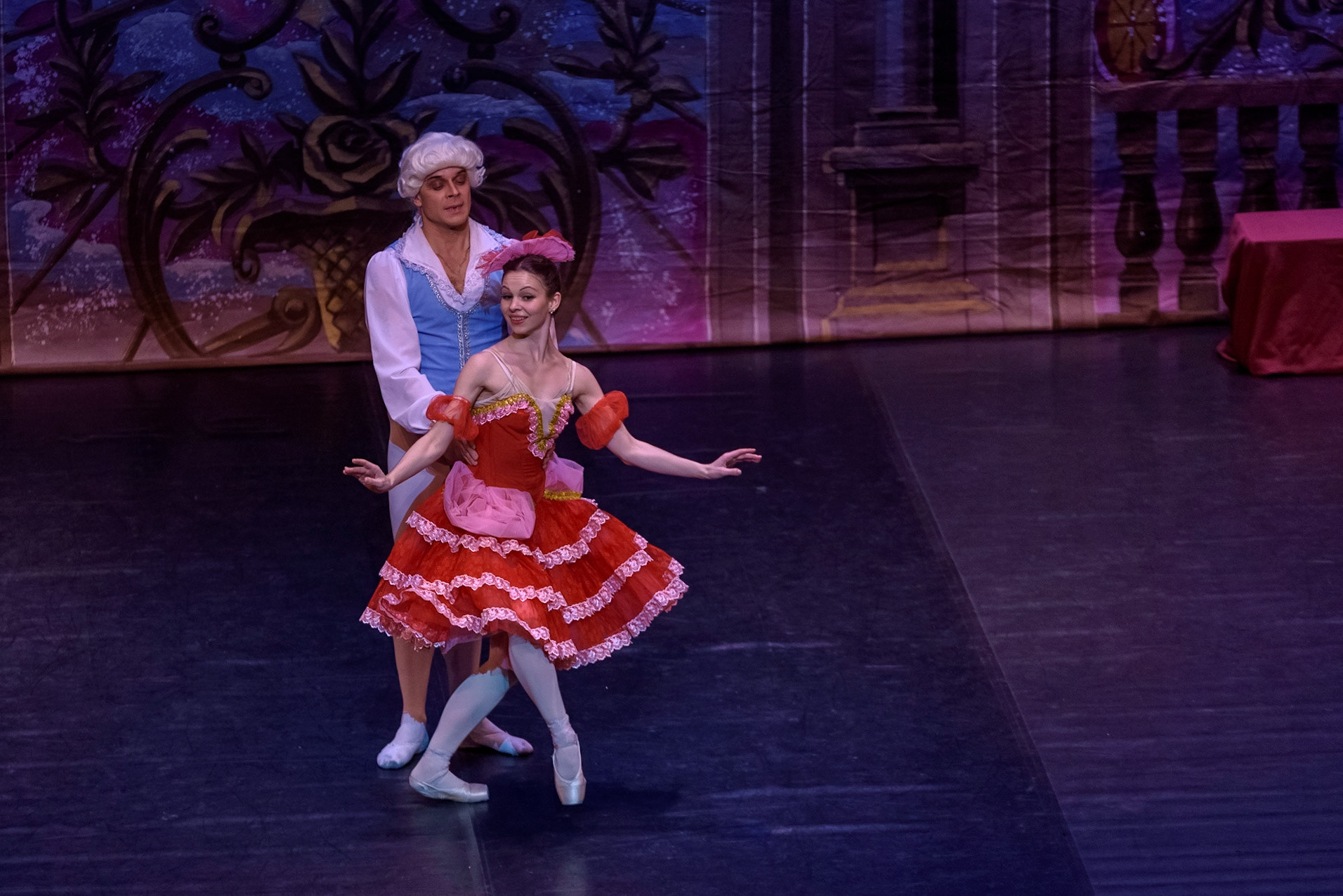 Bolshoi Ballet @bolshoi_theatre  performing "The Nutcracker" at @teatrenacional "Teatre Nacional de Catalunya"