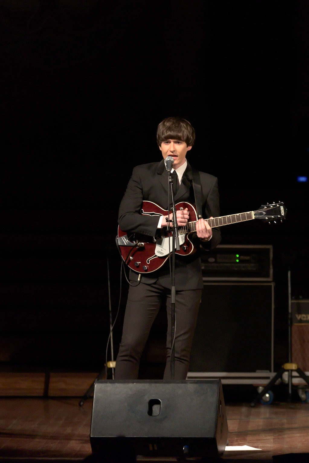 The Mersey Beatles @merseybeatles performing a tribute to “The Beatles” at @palaumusicacat