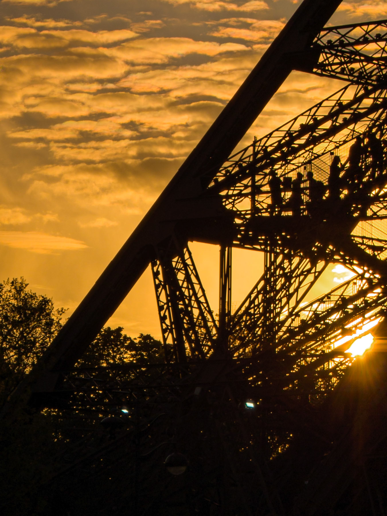 Tour Eiffel au coucher du soleil