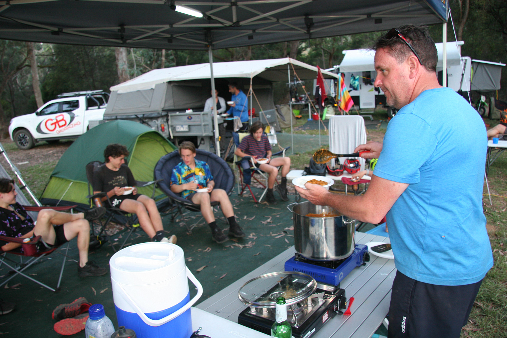 feed station