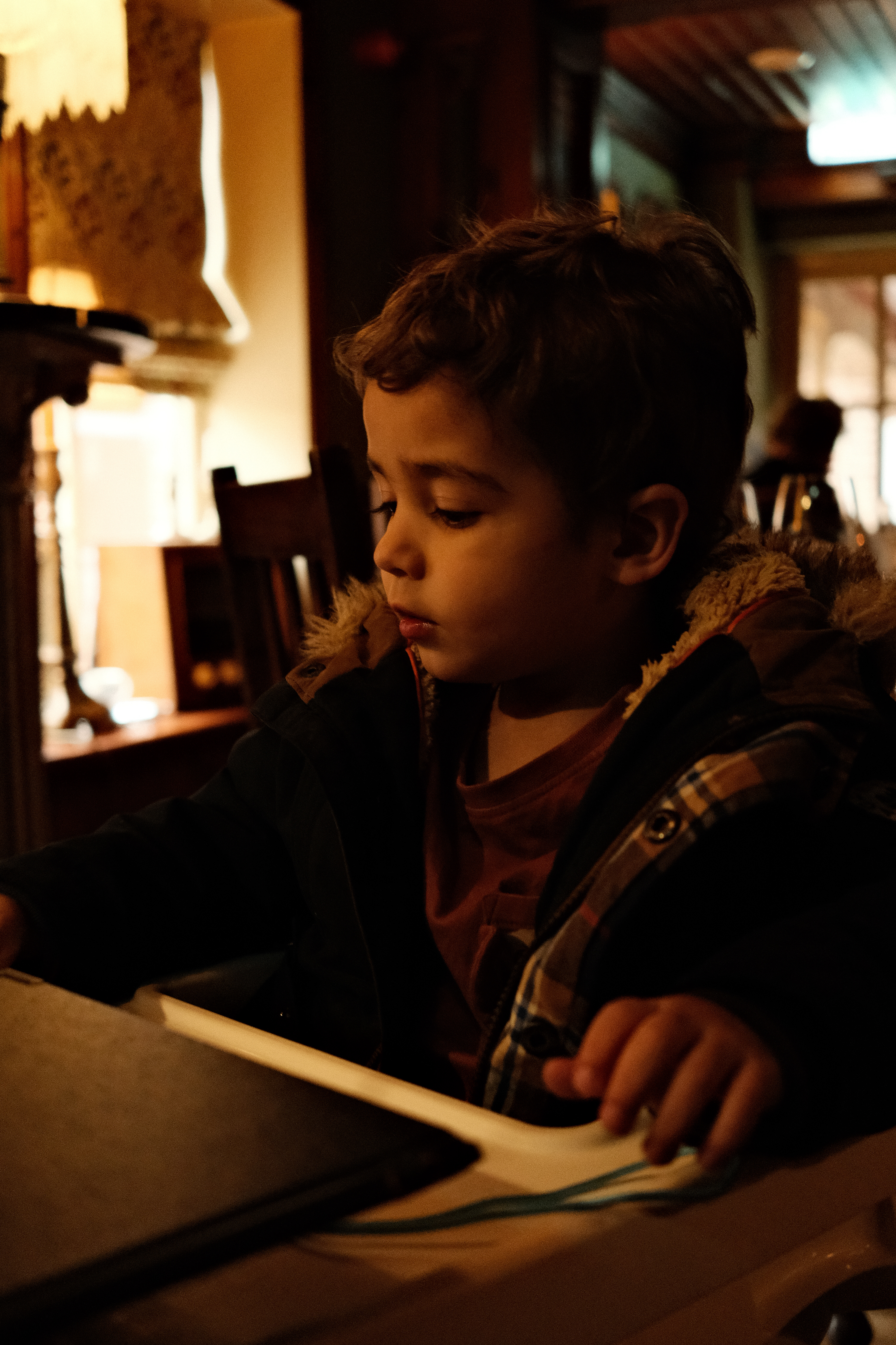 shot on - fujifilm xe4