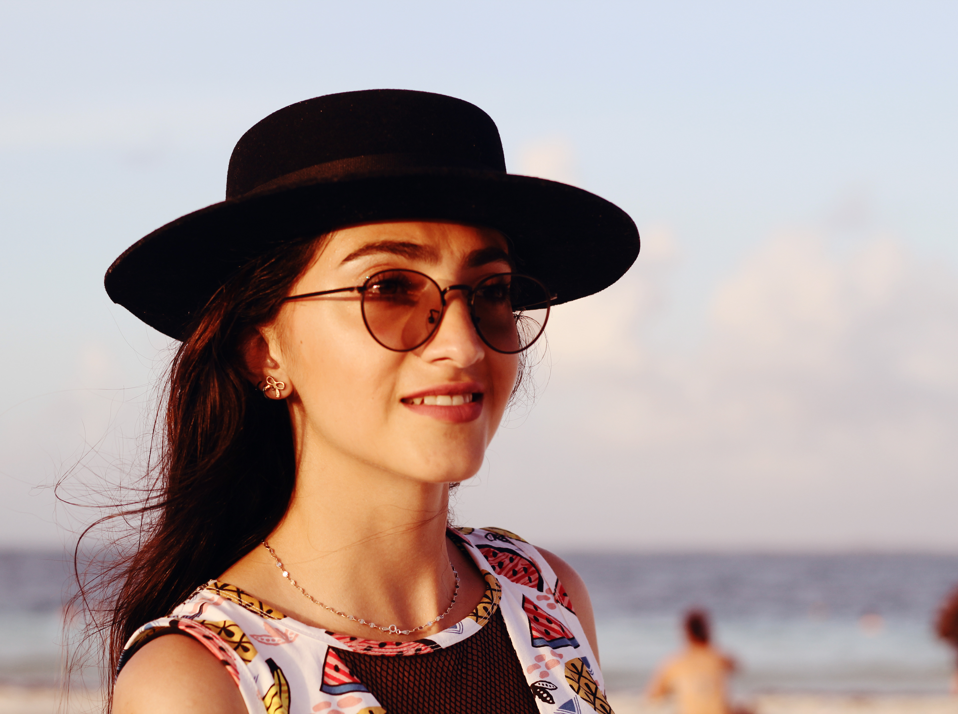 Foto Retrato en la Playa con arena y mar al atardecer, Cancún