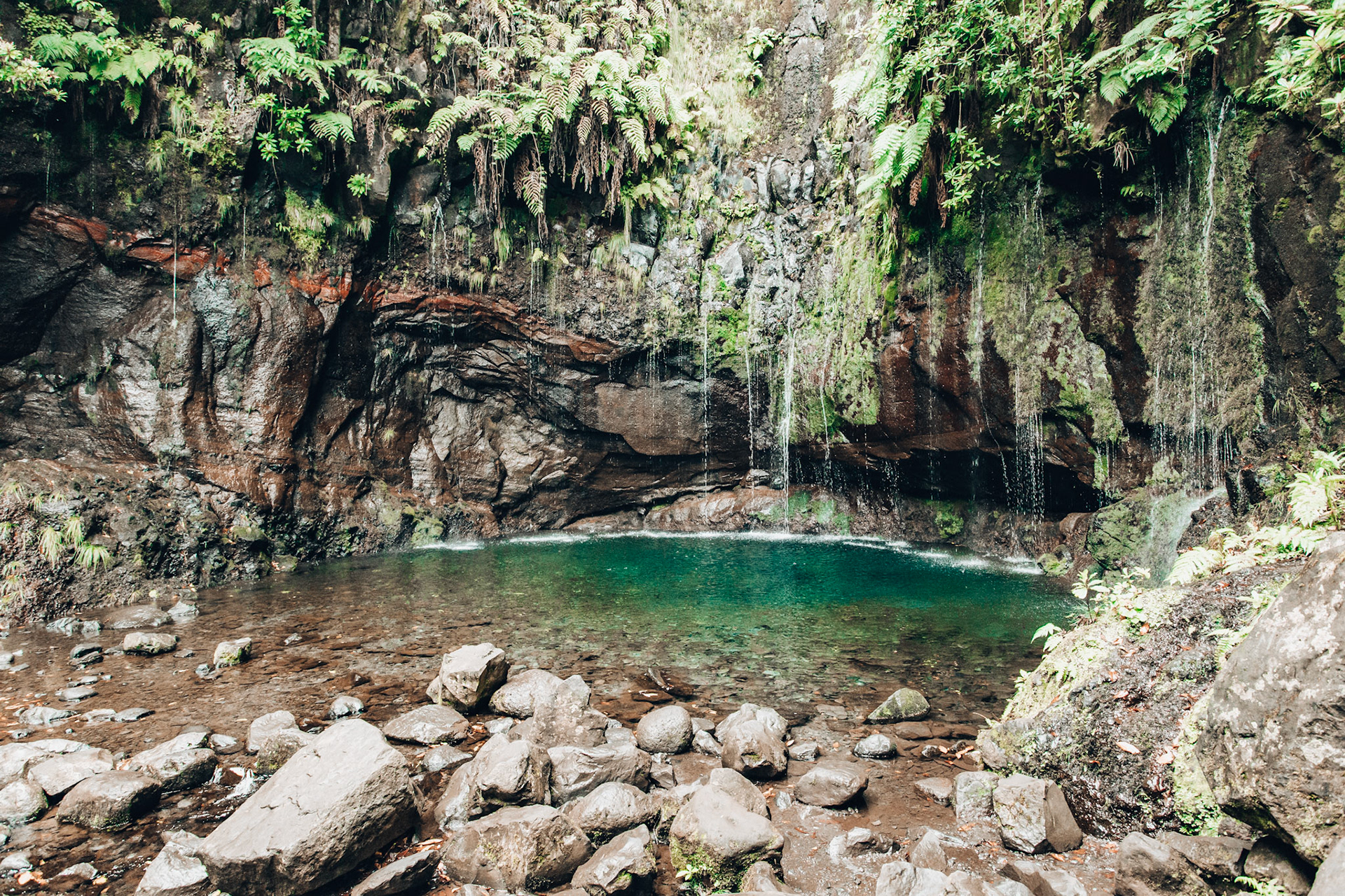 25 Falls