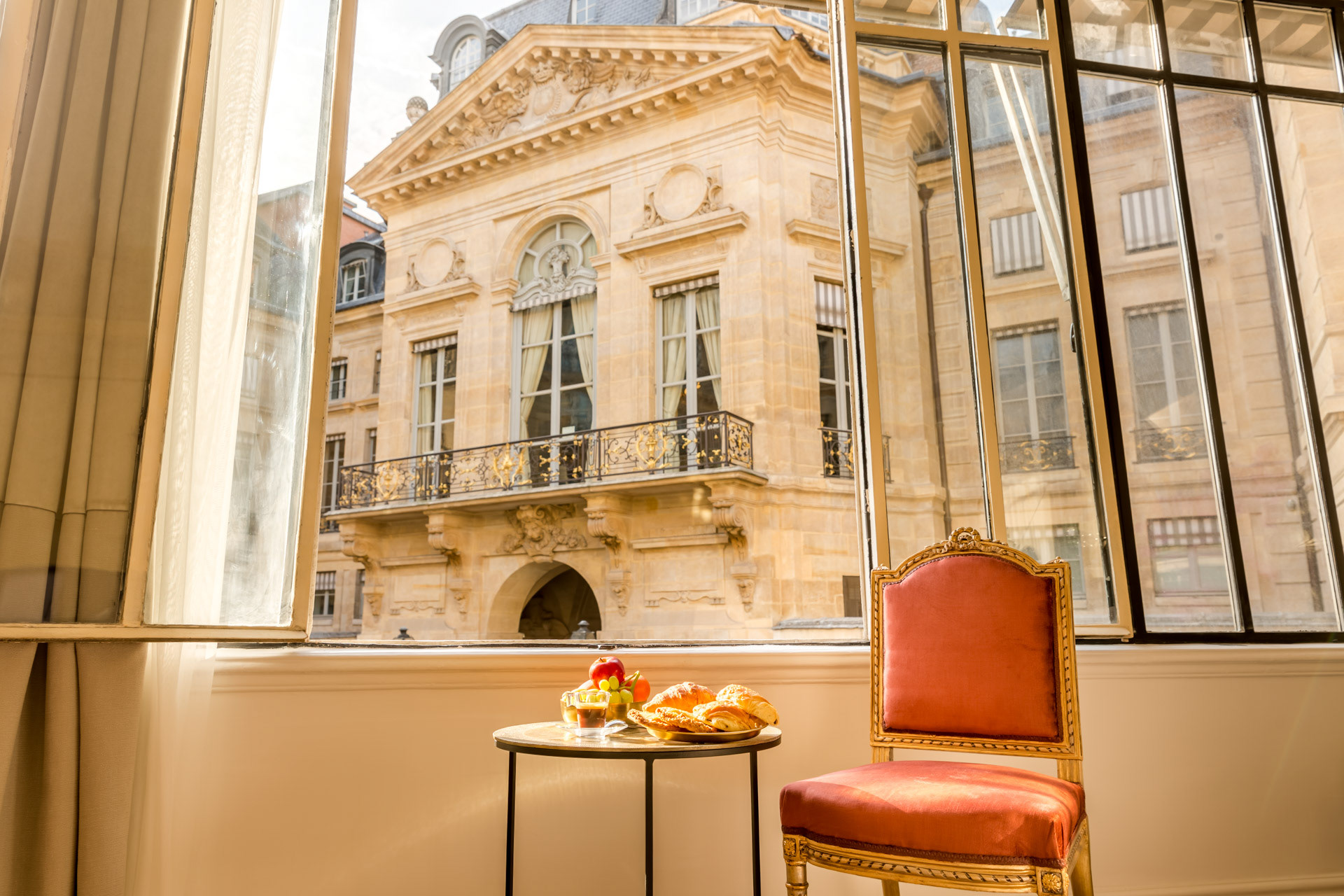 Vue sur le Louvre