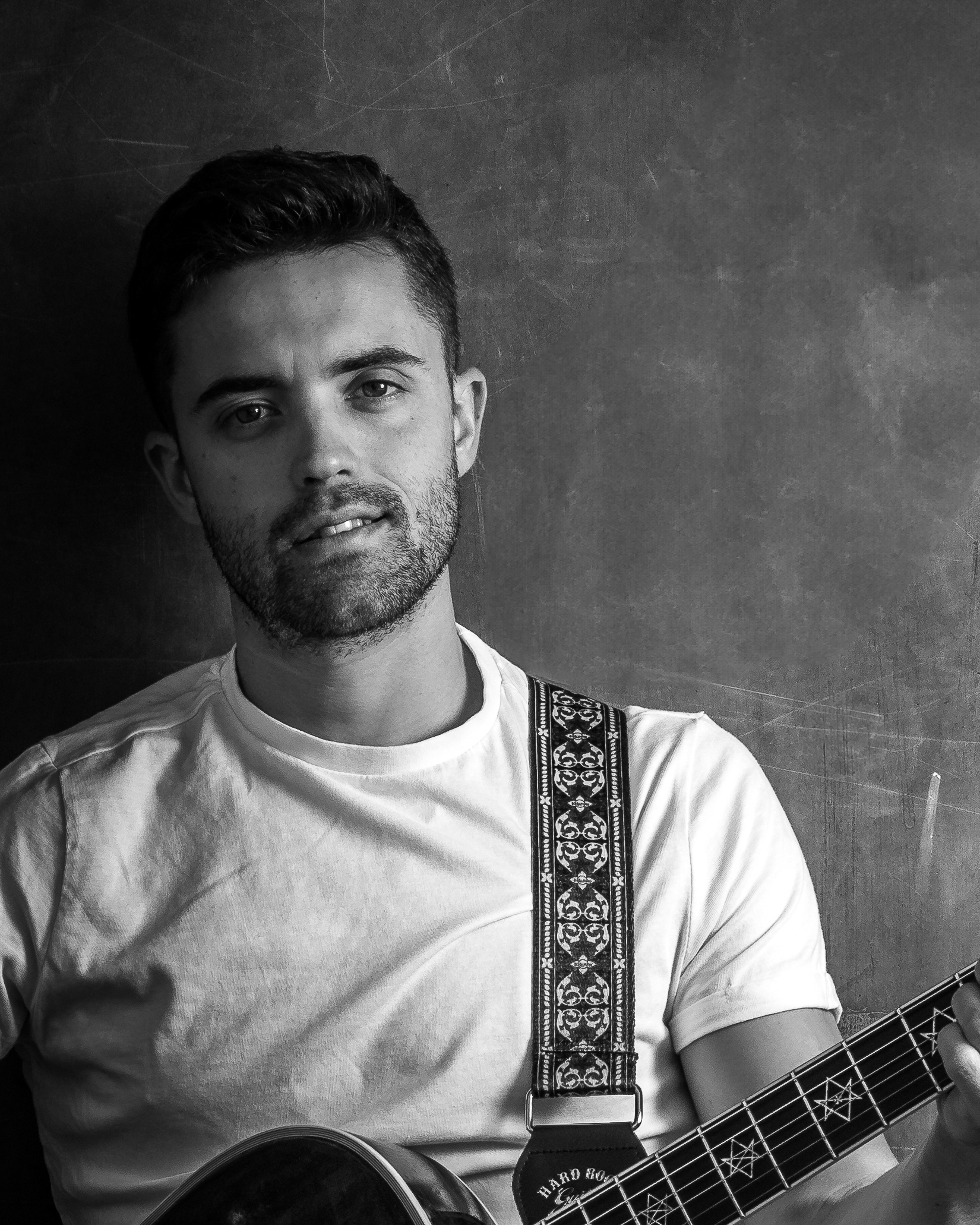 Munia sesión SS.RR y promo