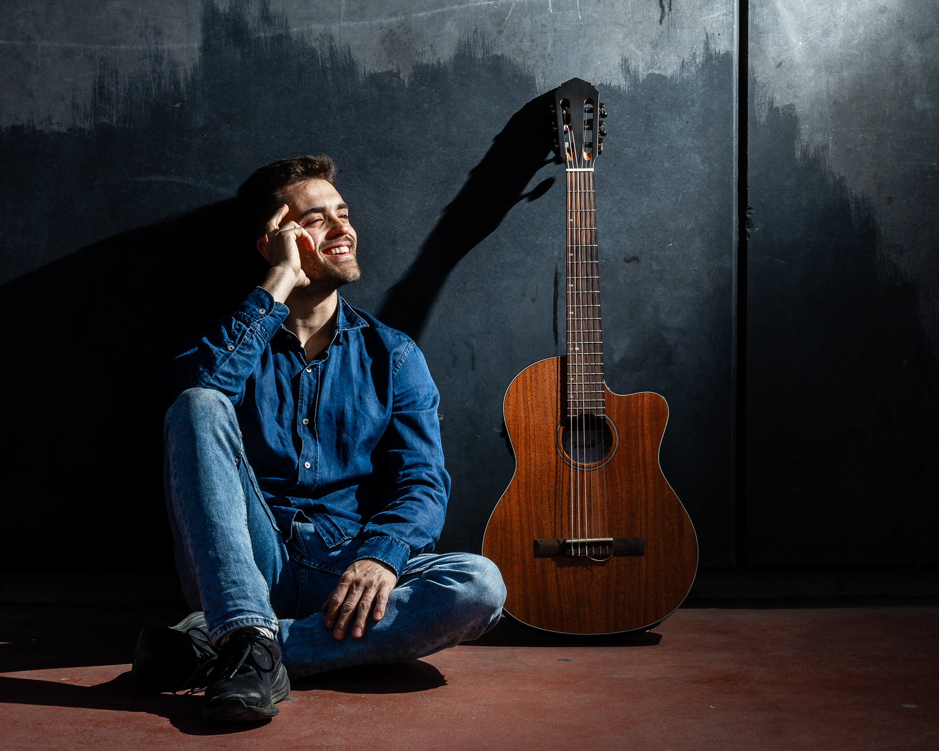 Munia sesión SS.RR y promo