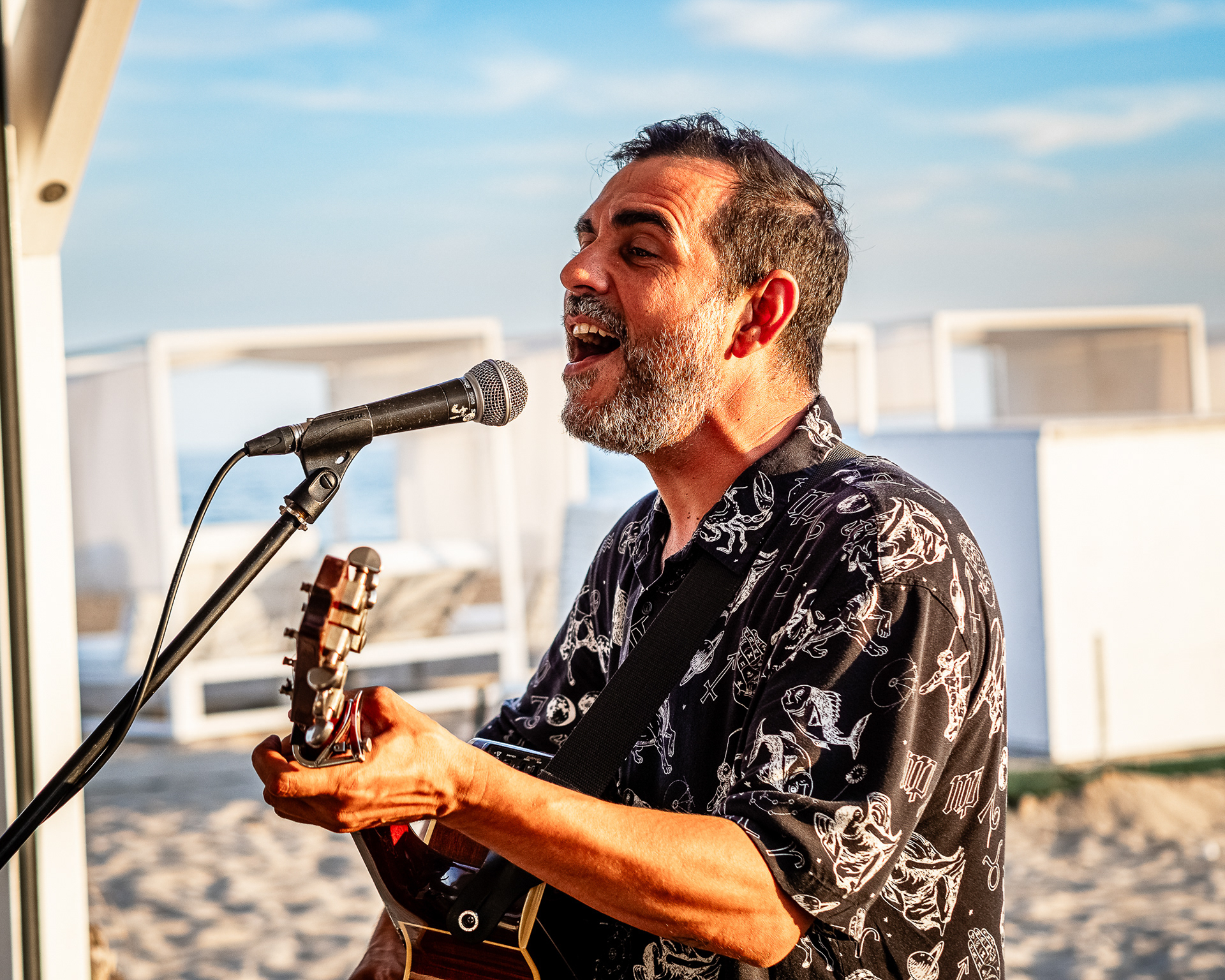 JOAN TENA EN CHIRINGUITO IBIZA