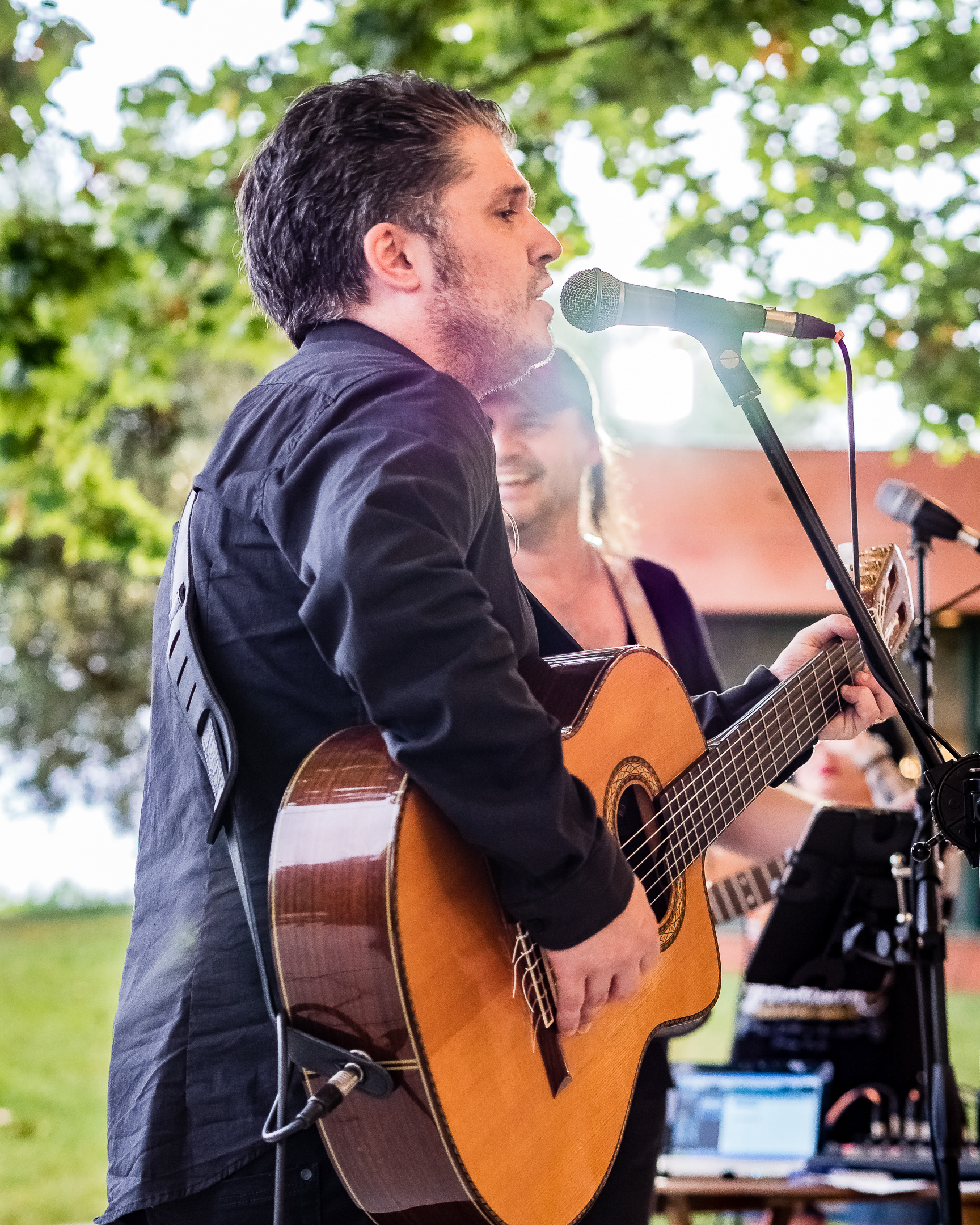 PRESENTACION DE "MEDIOCRIDAD" DE NACHO ROMERO