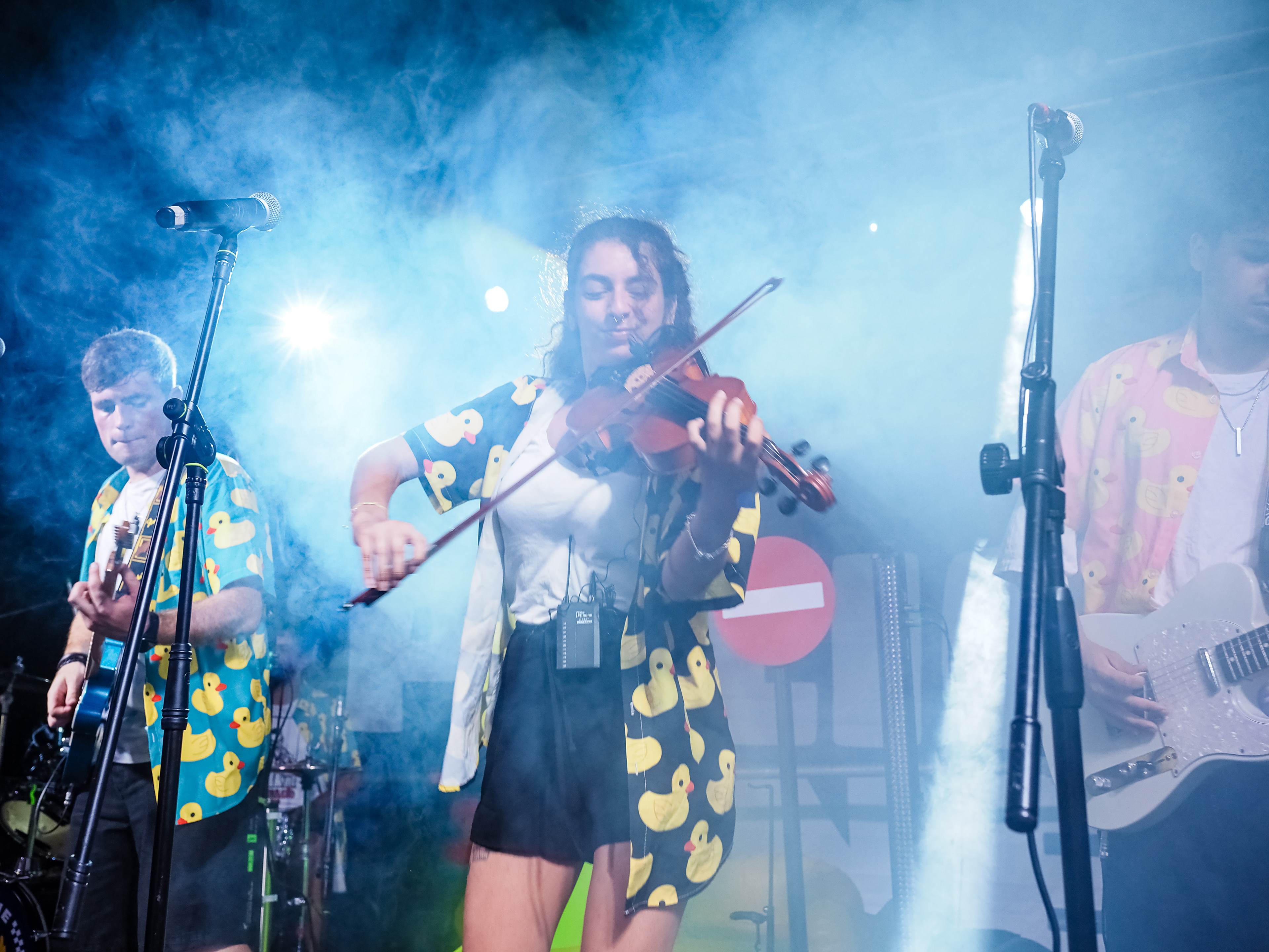 POLICE LINE EN LAS FIESTAS DE CAN GORDEI