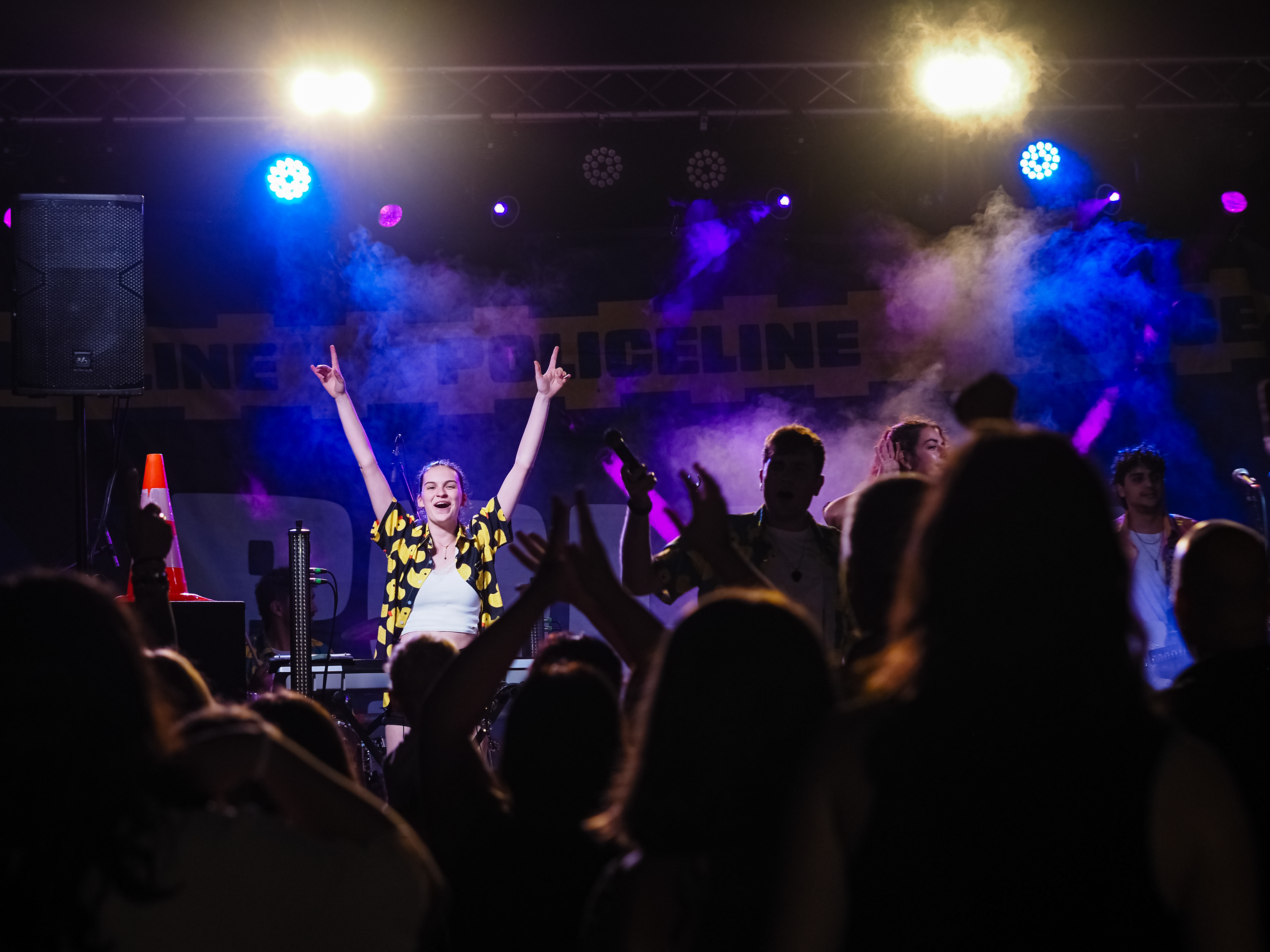 POLICE LINE EN LAS FIESTAS DE CAN GORDEI