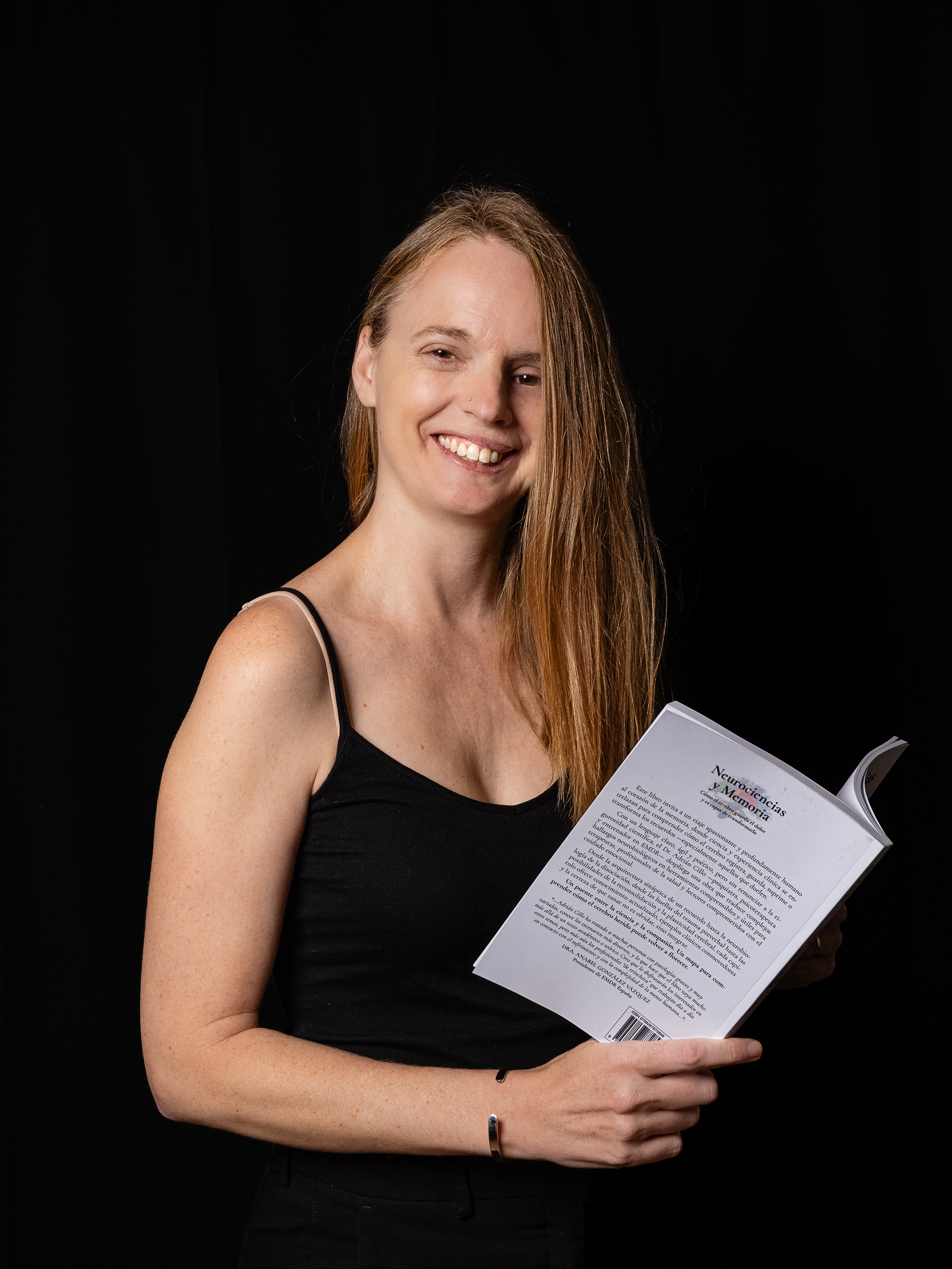 MARTA NARVÁEZ - PSICÓLOGA