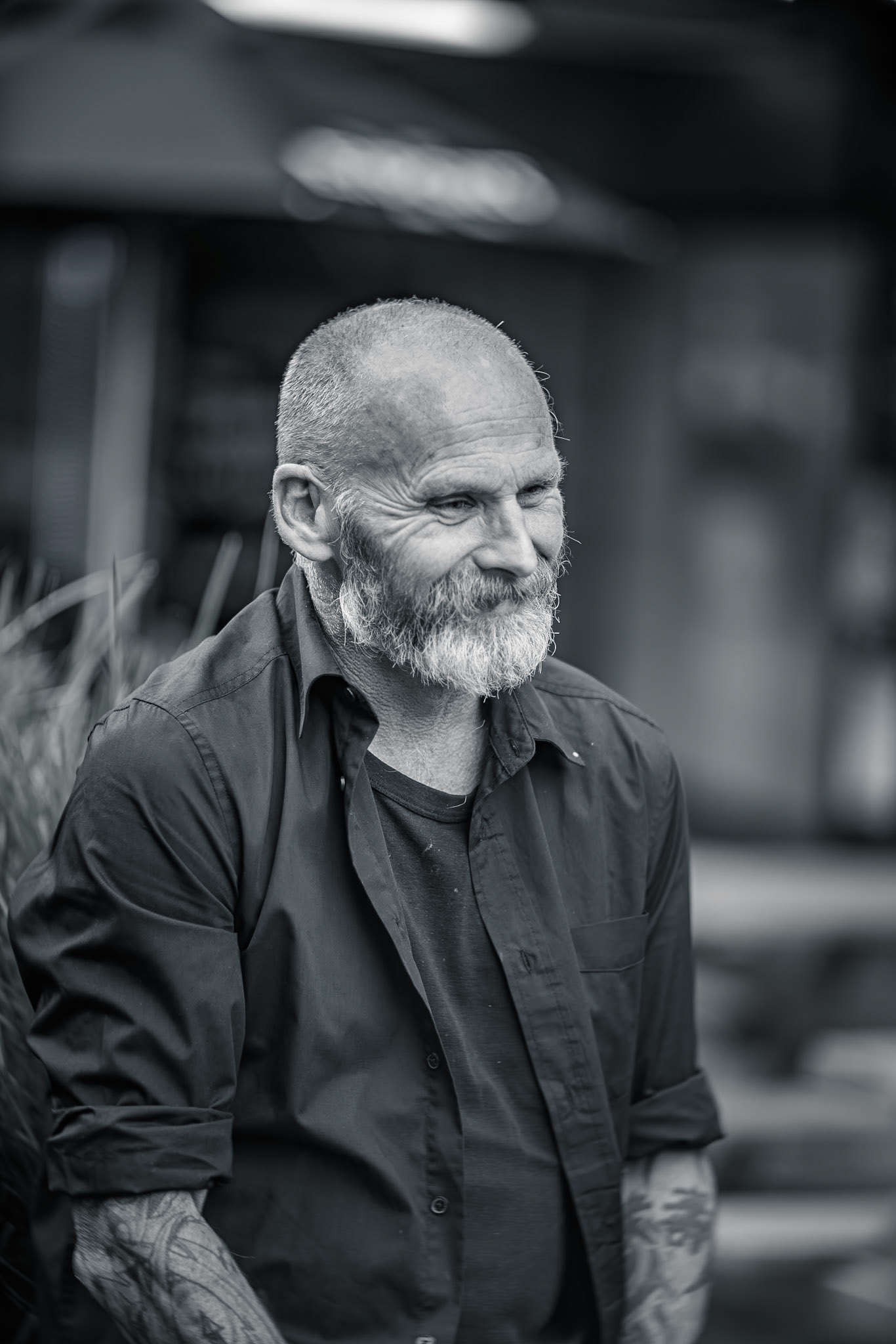 Matt outside Hotel Bristol on Cuba Street