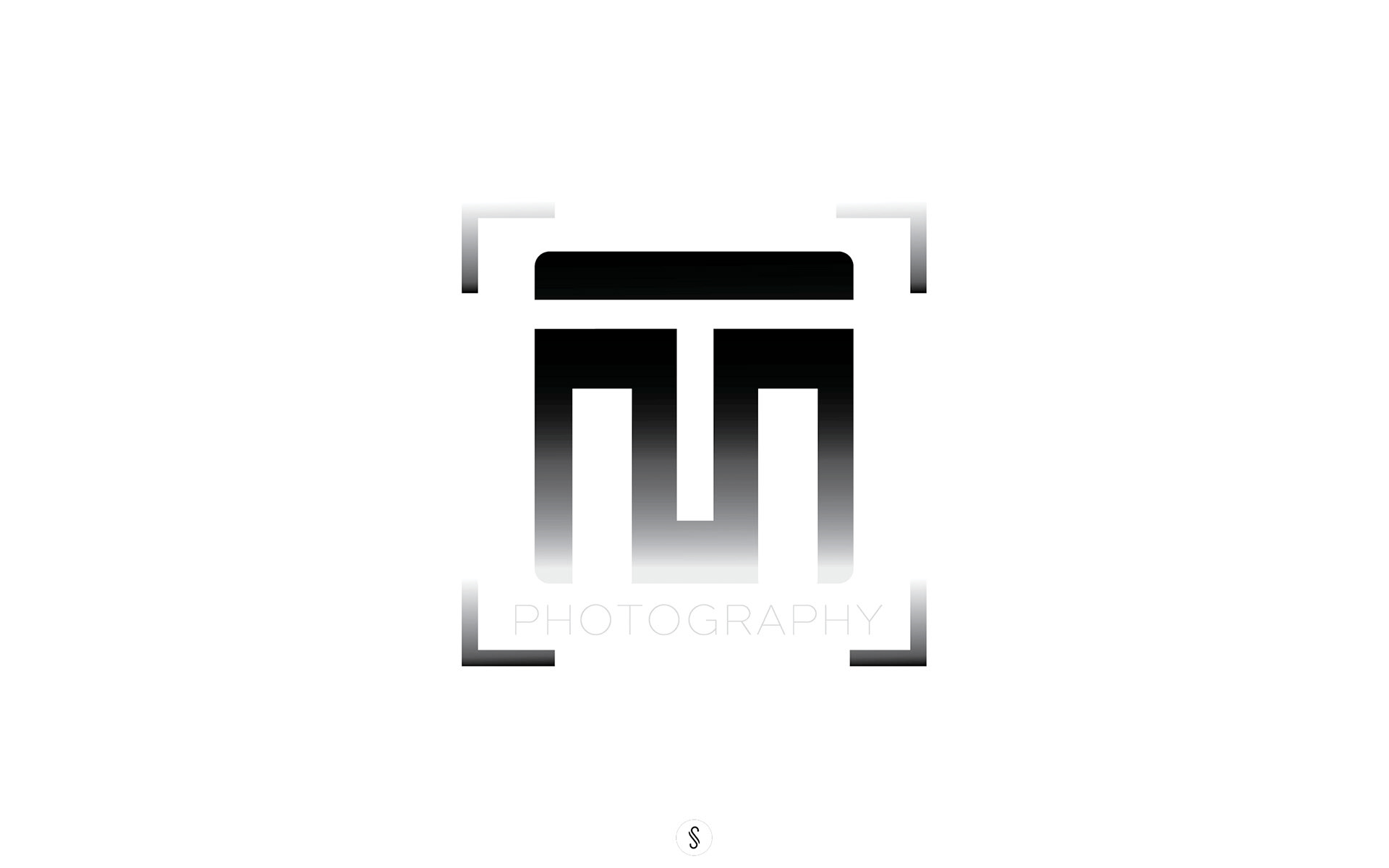 Theo Mason - Photographer