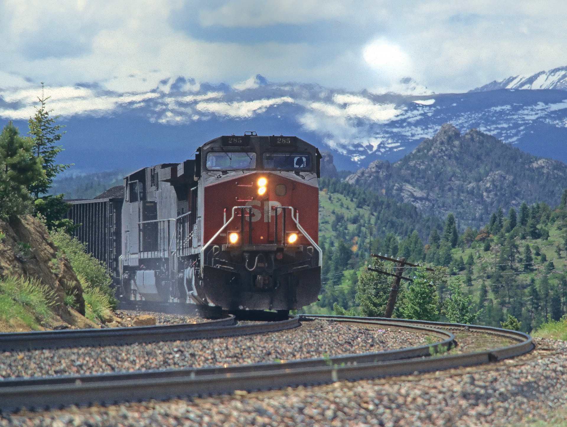 Union Pacific (nee SP, prior D&RGW) / SP Denver Division, Subdivision 1-A, 6/12/1998 Crescent Siding, e/b 2:50pm