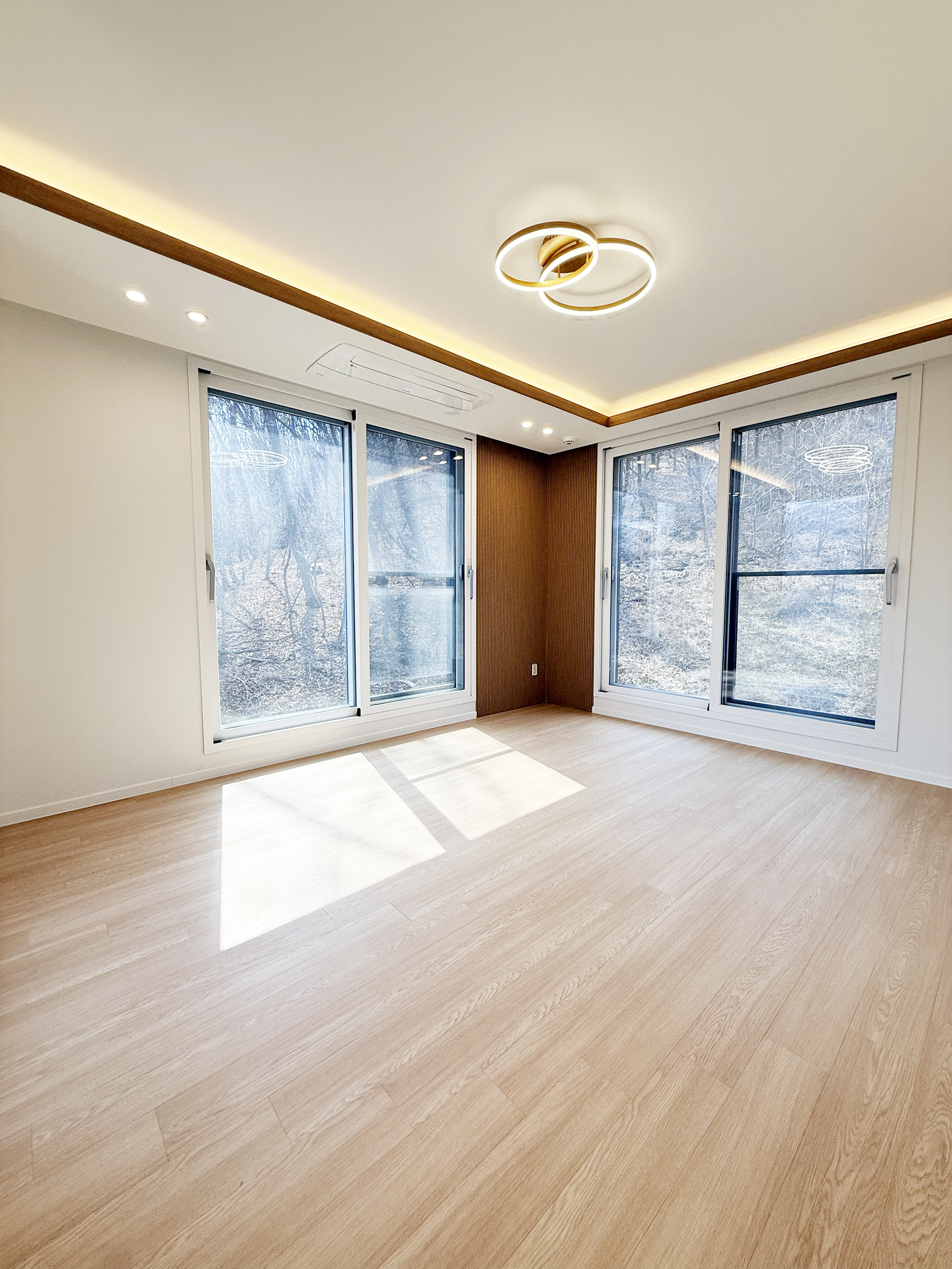2층 ROOM 02