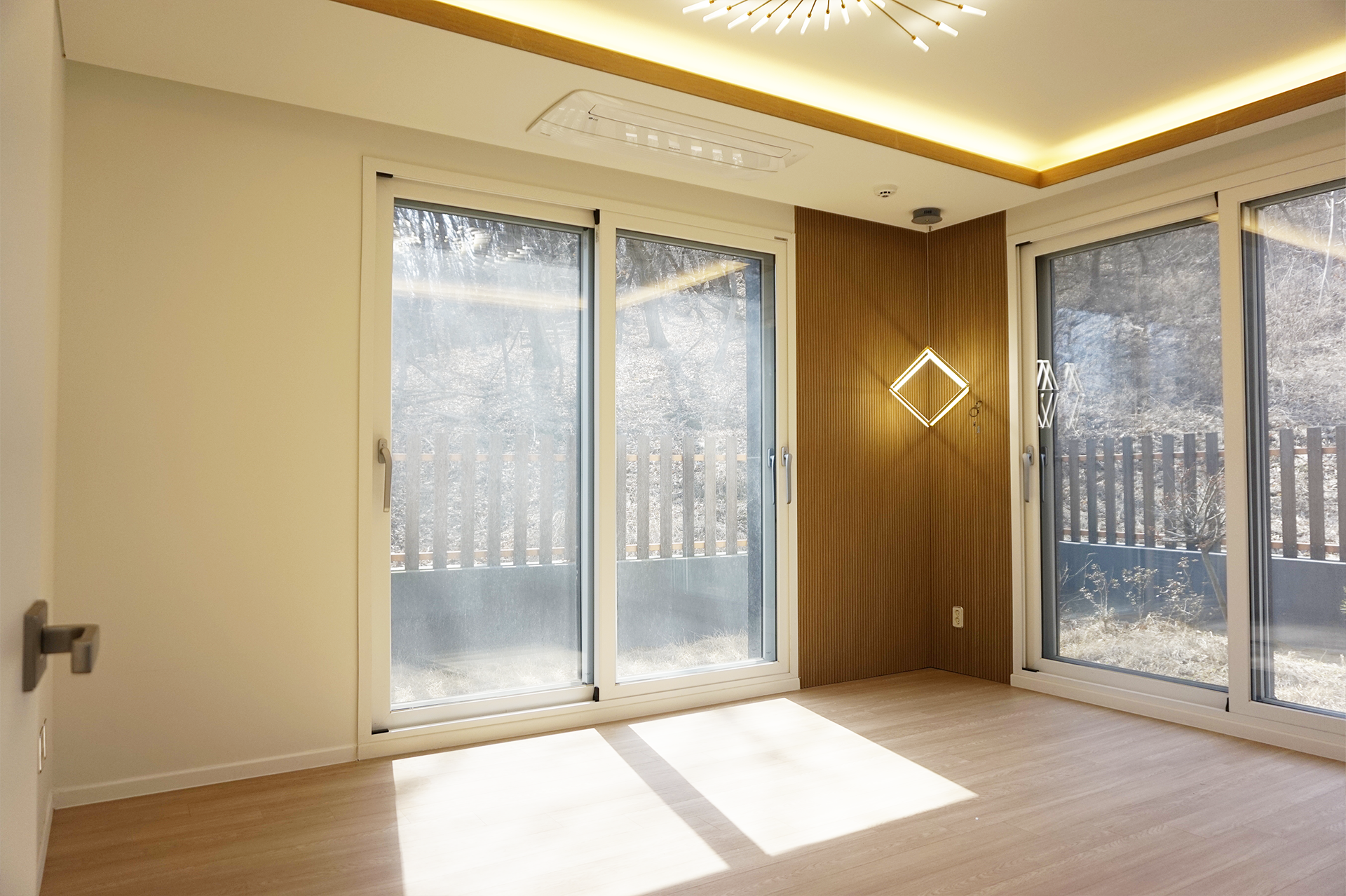 1층 ROOM