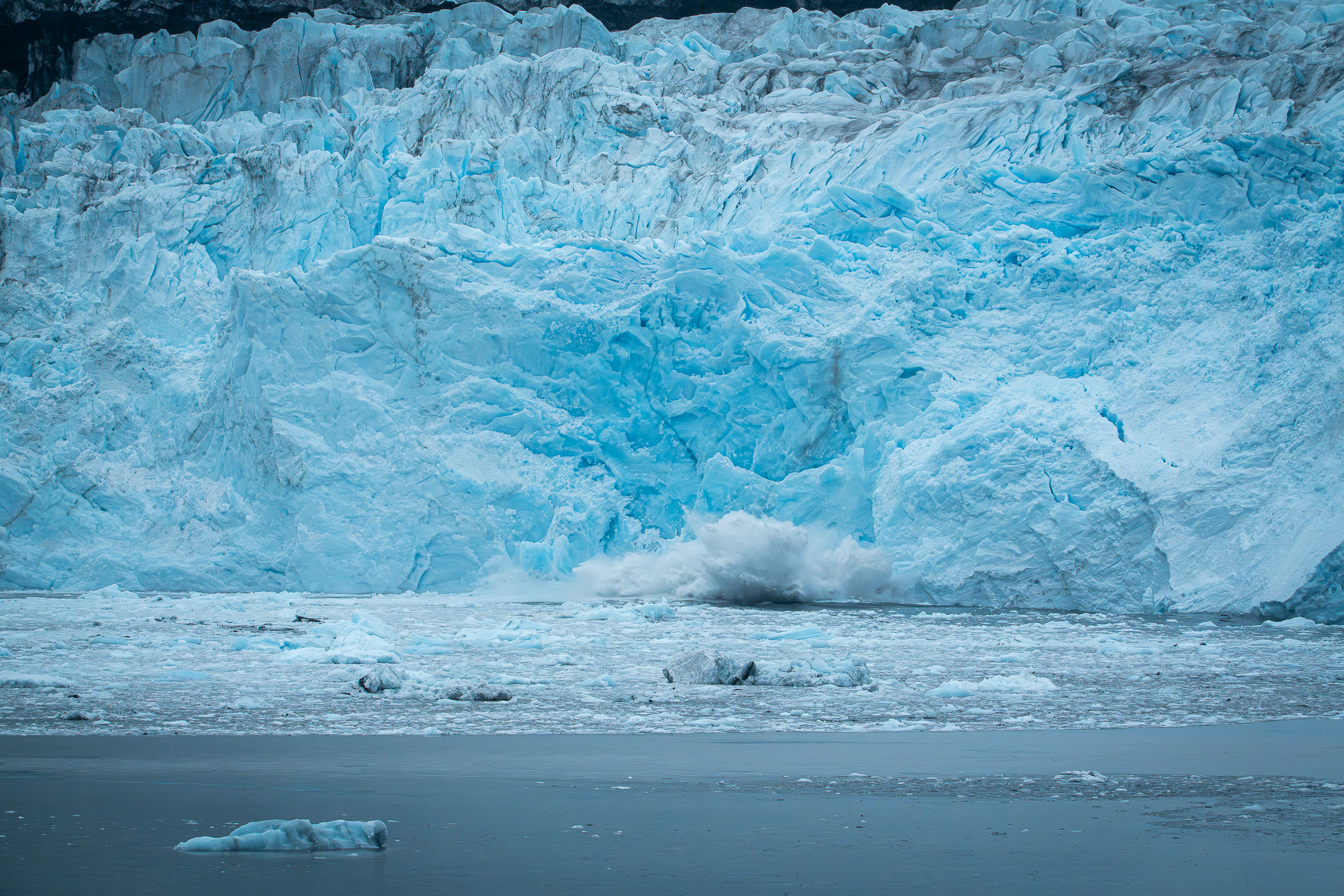 Harvard Glacier Calving - College Fjord