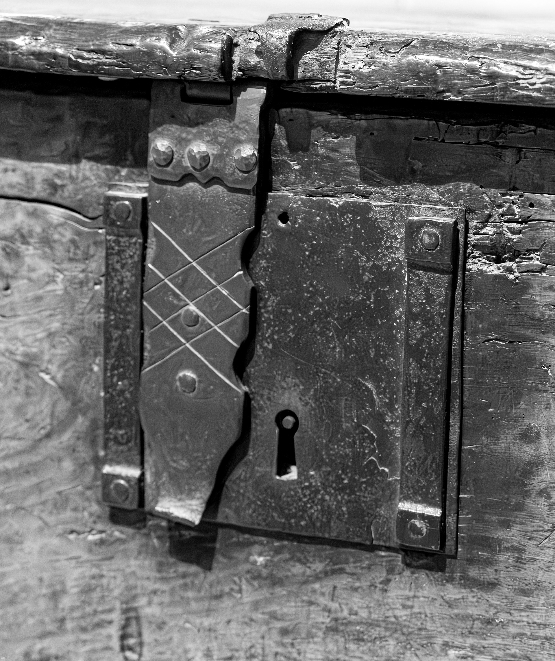 Cathedral chest lock detail