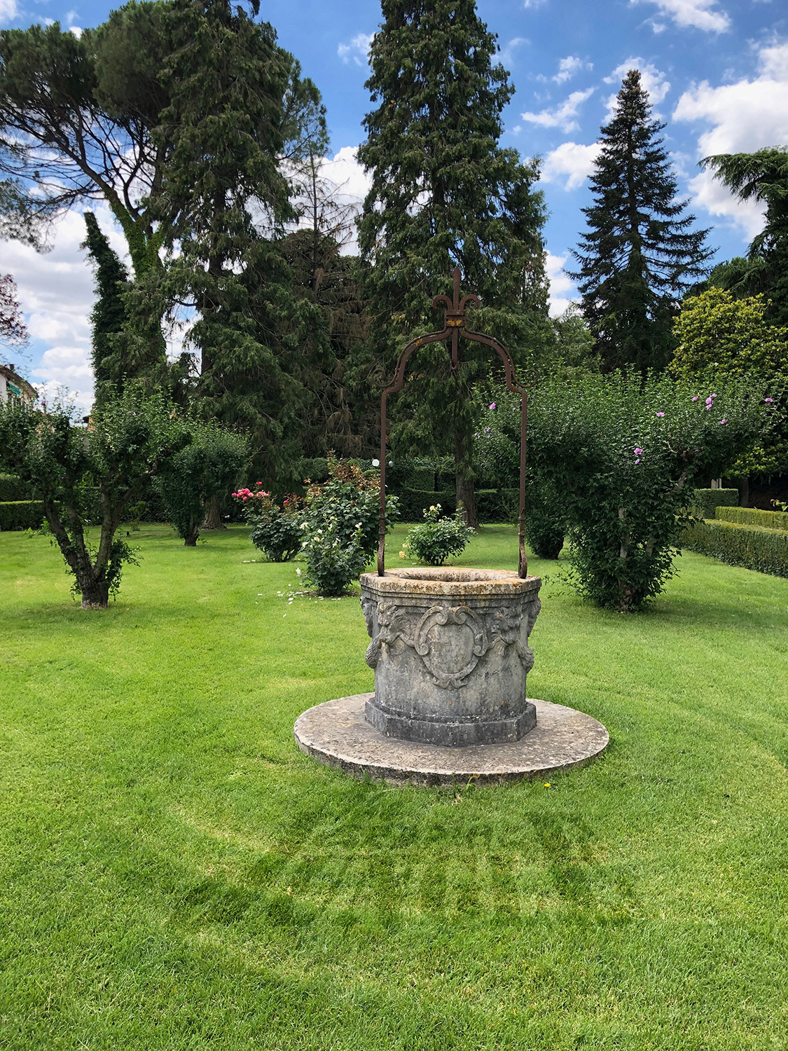 Donini villa well, San Martino in Campo, Umbria