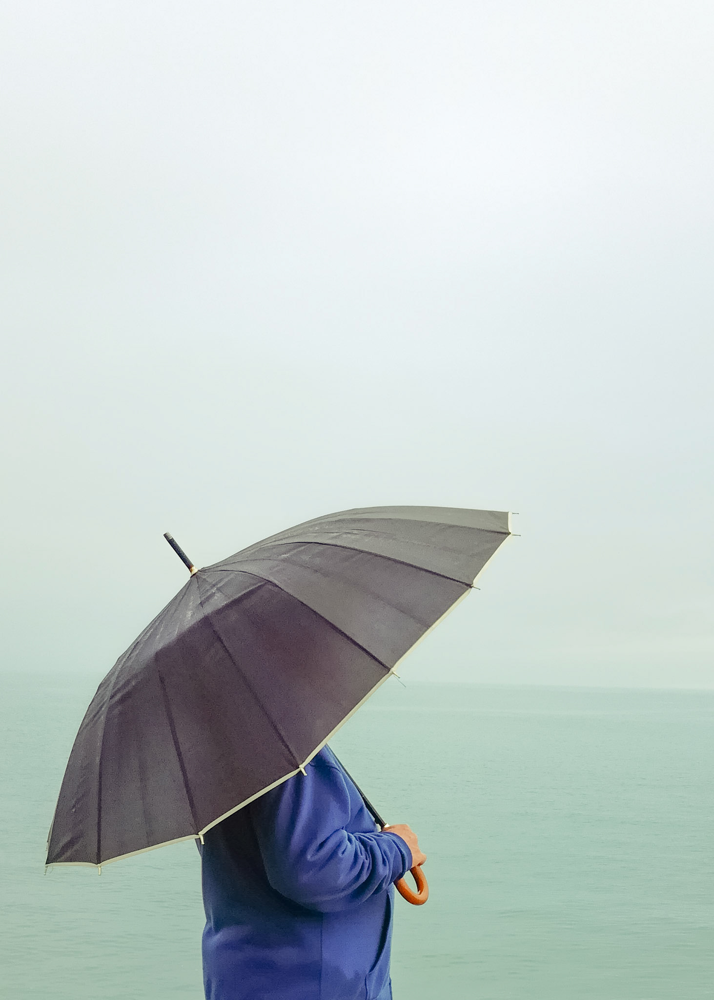 Le parapluie noir de mes idées bleues