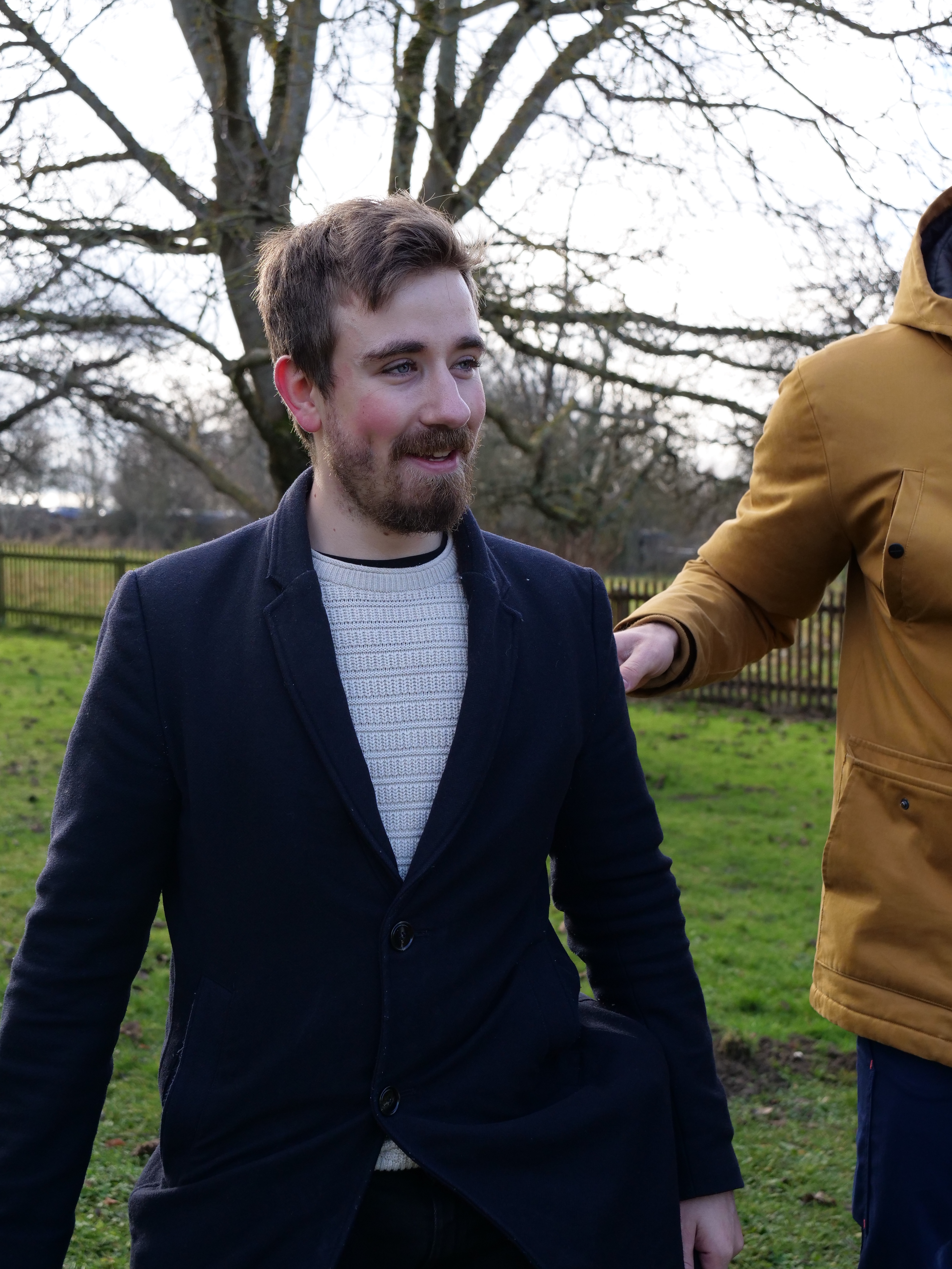 'Holding On' (2022) @Lea-Annina Deutsch