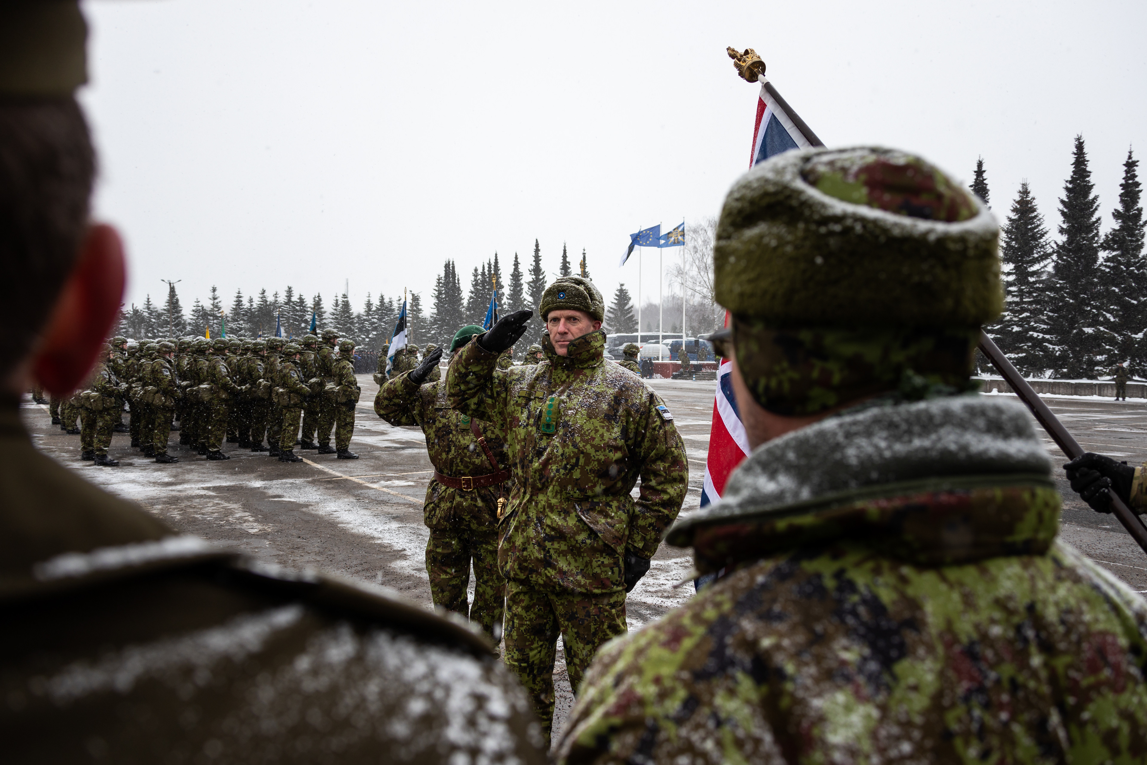 23.02.2023, Tallinn, EST. General Martin Herem, Commander of the Estonian Defence Forces, saluting during a practice parade. Photo: Martin Pedaja/ © Kaitsevägi