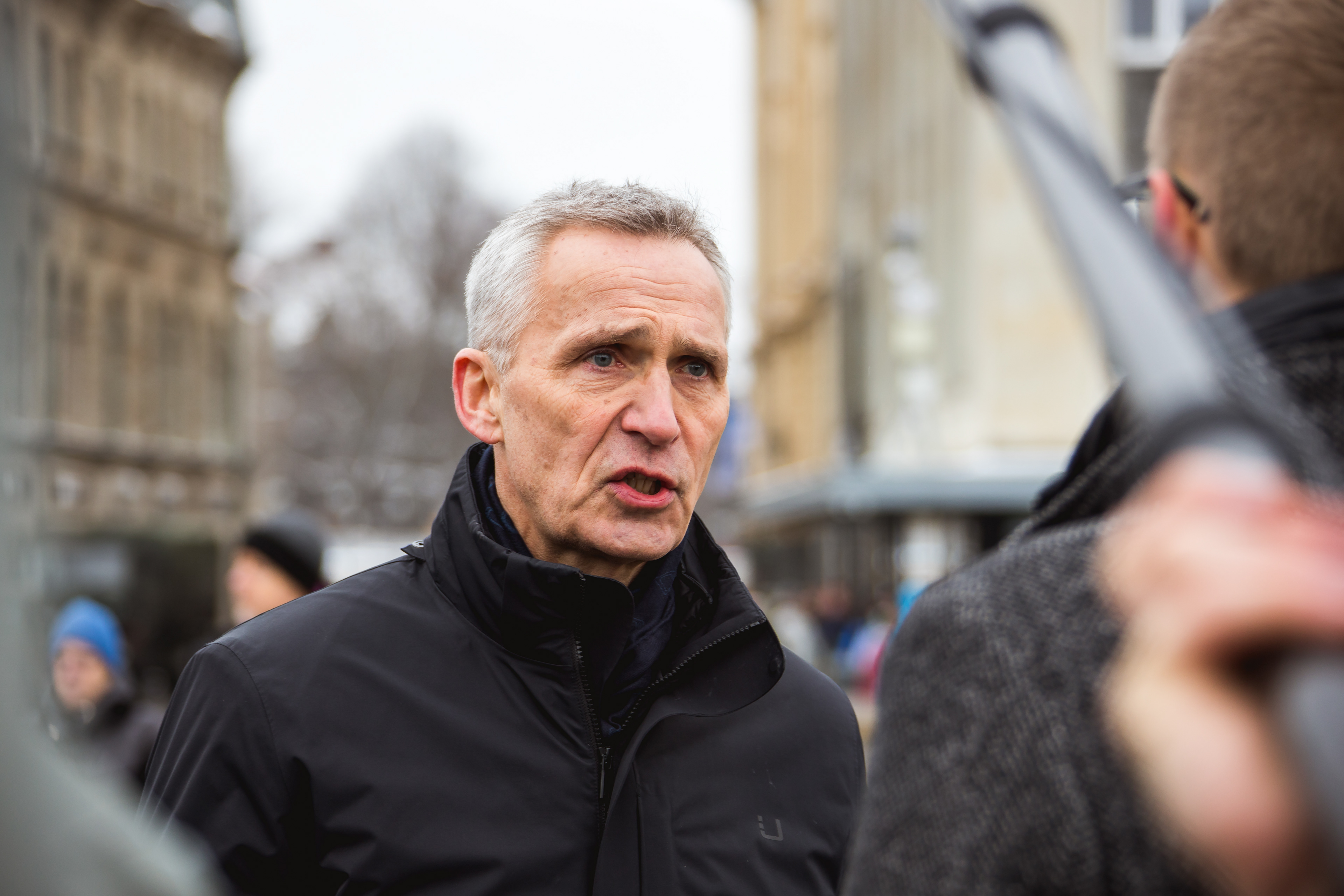 23.02.2023, Tallinn, EST. Jens Stoltenberg, Secretary General of NATO, giving an interview at Freedom Square. Photo: Martin Pedaja/ © Kaitsevägi