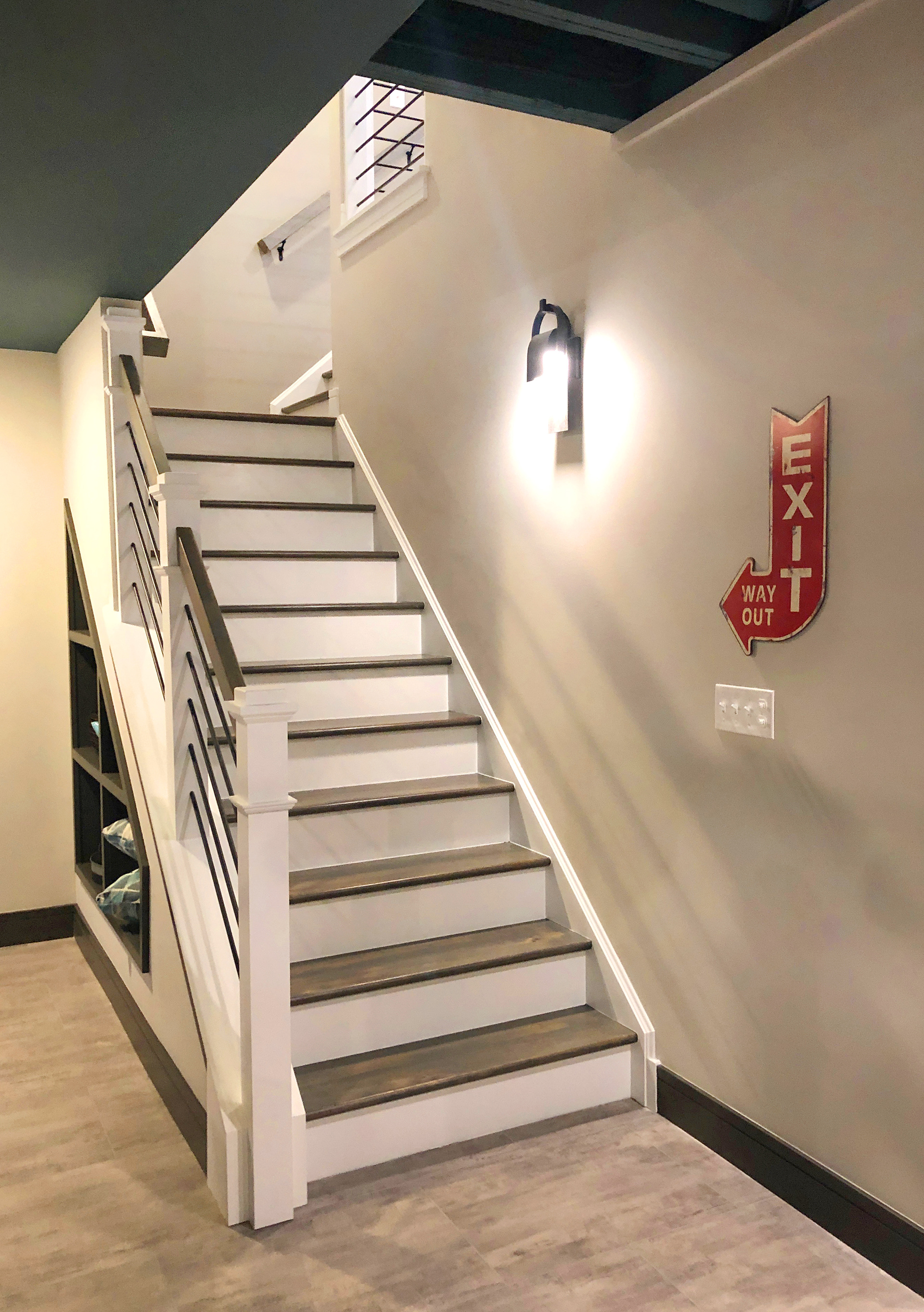 Staircase to Lower Level