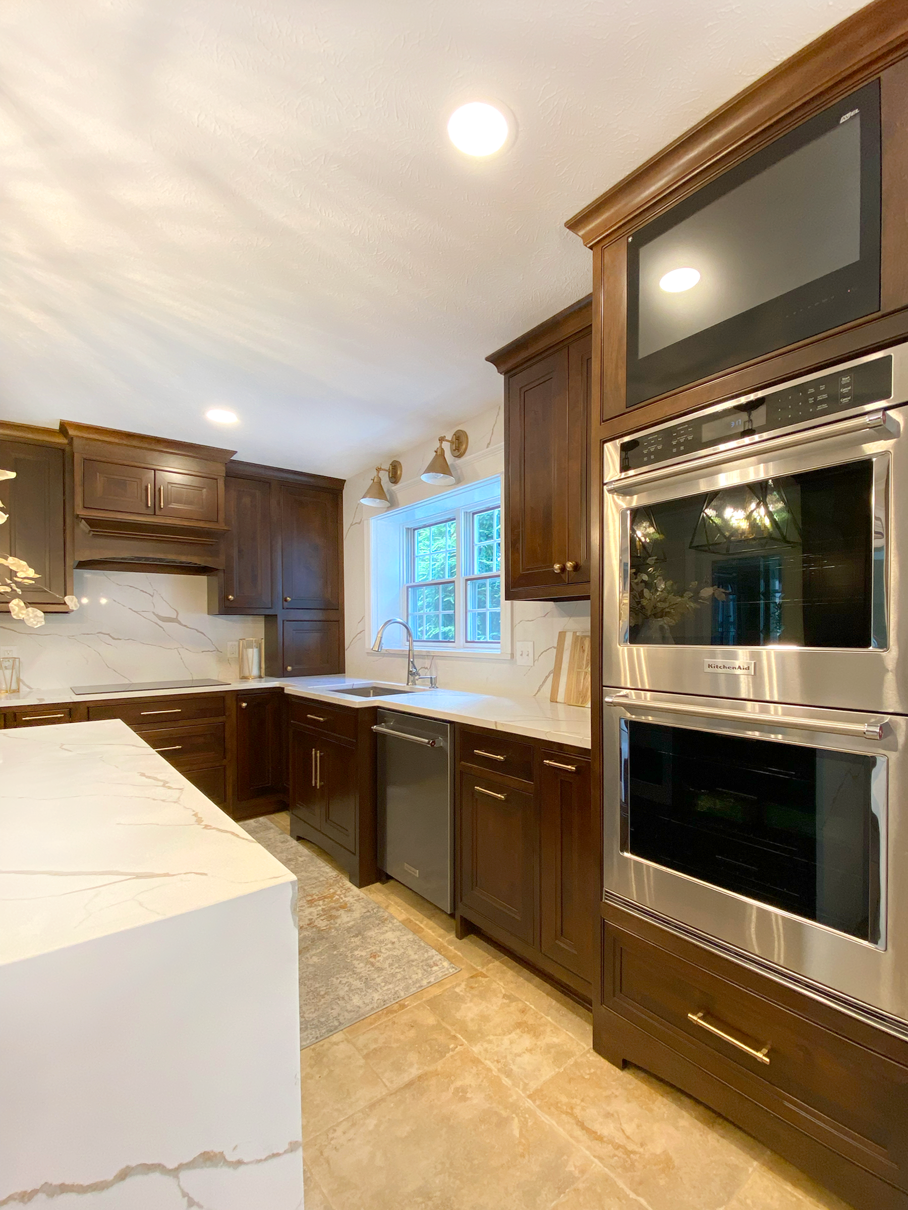 Double Wall Oven and Custom Integrated TV