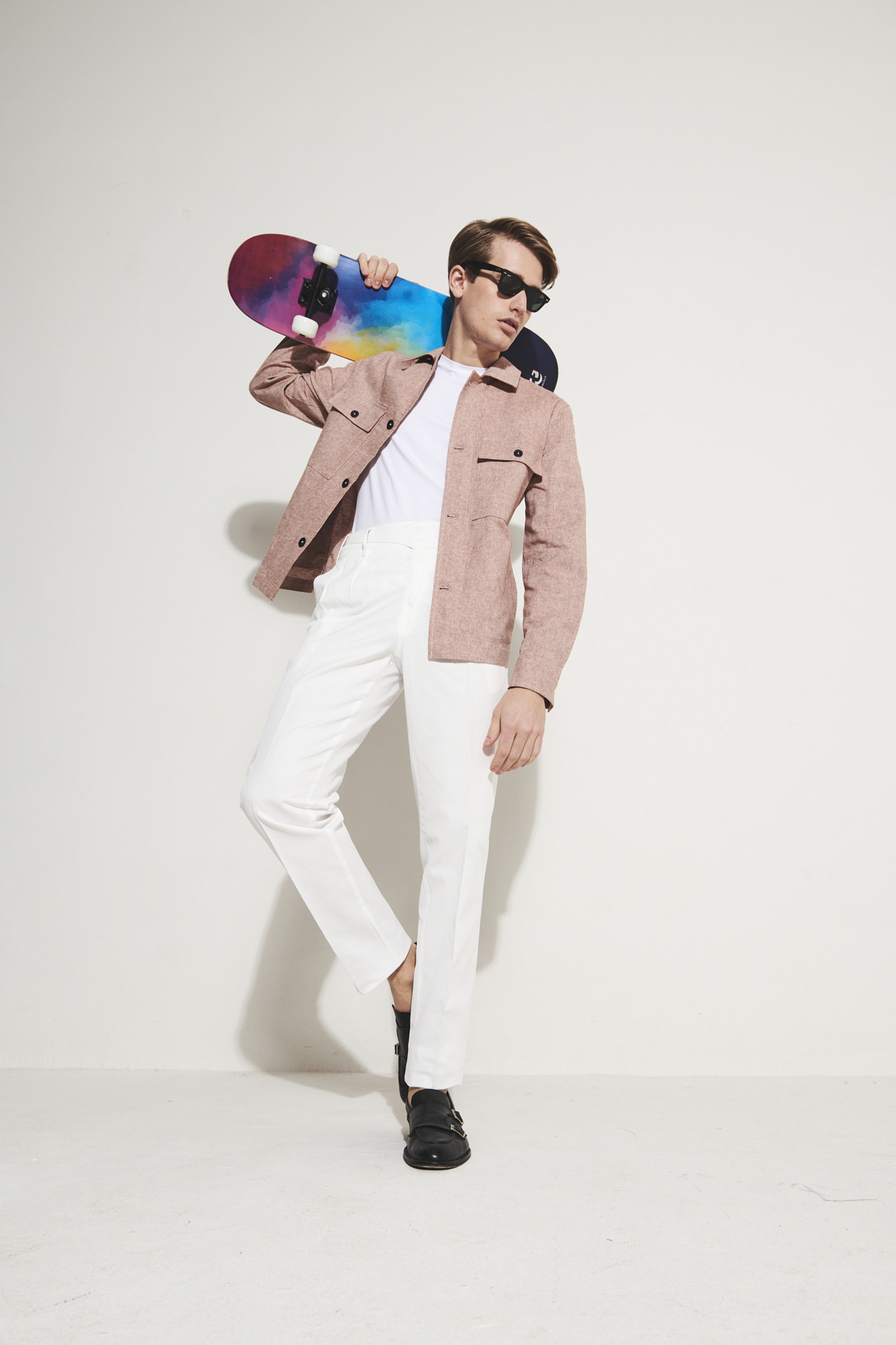 Client: BSETTECENTO Agency: DIRECT CLIENT | Highlighted individuality through a multi-subject campaign, portraying diverse characters—like a videographer, basketball enthusiast, and anime lover—each embodying their unique passions alongside Bsettecento’s style.