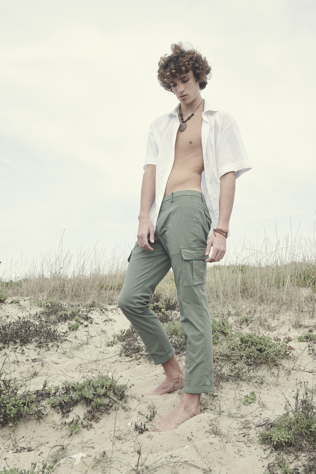 Client: BSETTECENTO Agency: DIRECT CLIENT  Embraced untamed elegance with a summer shoot featuring horses on the beach, blending wild beauty with refined sophistication for Bsettecento’s seasonal collection.