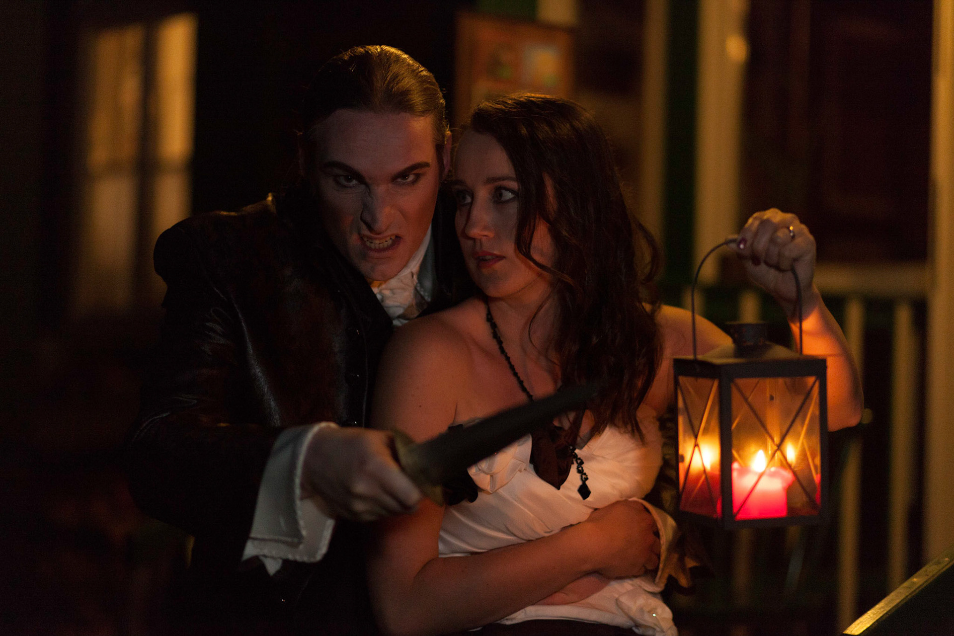 Shooting vom 3. August 2013 am Radau Wasserfall bei Bad Harzburg.
Auswahl Kunde für die Weiterbearbeitung.
Vampire Style best of