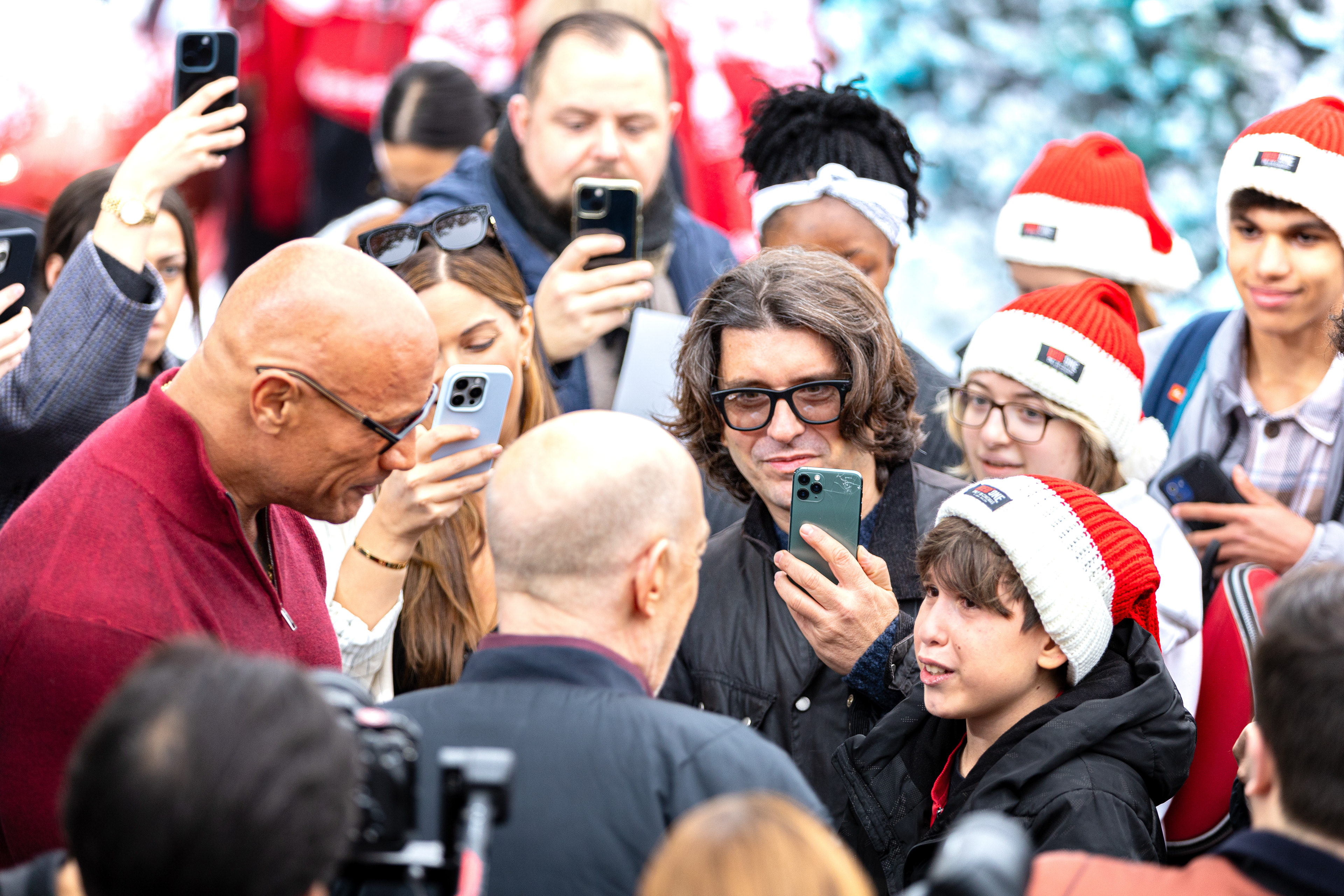 Dwayne Johnson & Fans