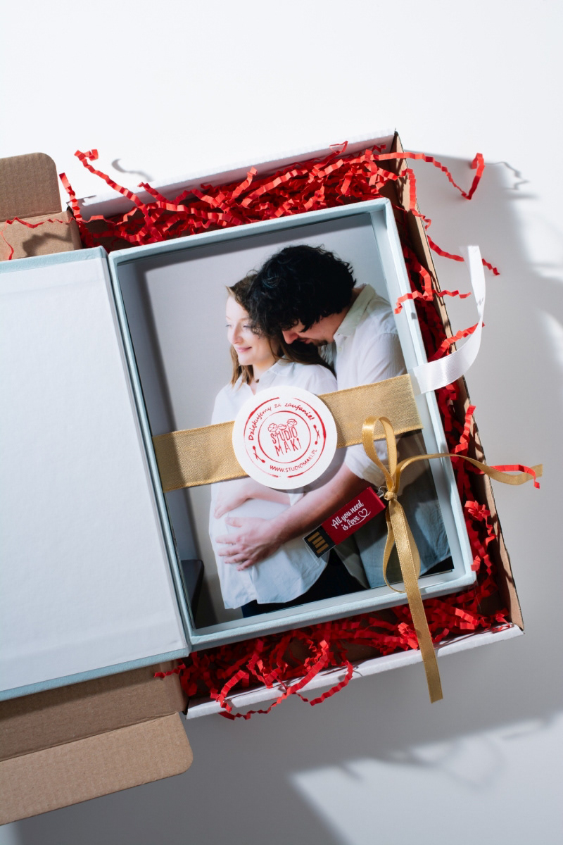 Zestaw zdjęć z sesji ciążowej