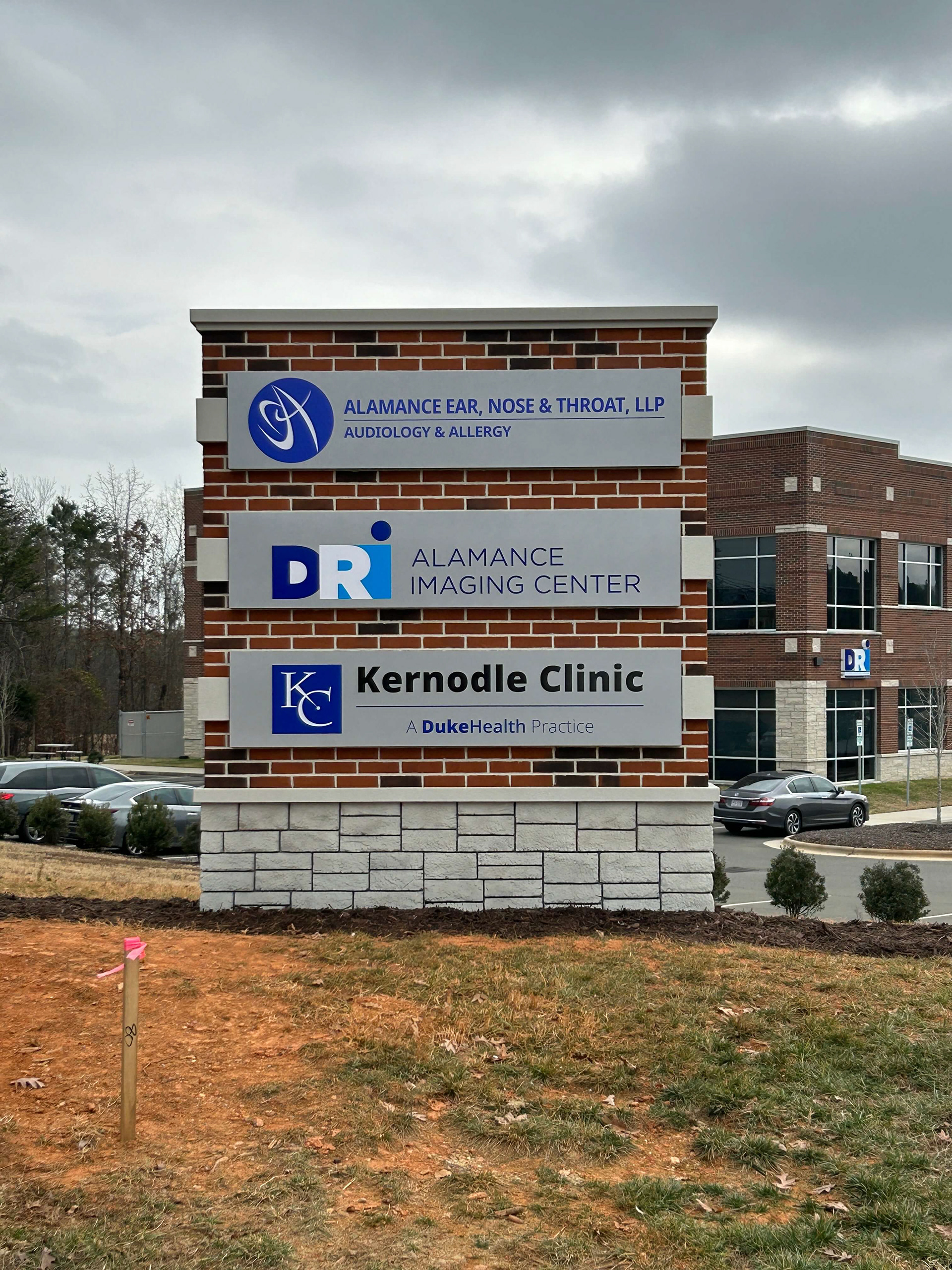 Large-Scale Monument • Custom EPS Foam Fabricated with Faux Brick and Stone to Match Building • Aluminum Tenant Panels • DRI Alamance Imaging Center • Burlington, NC