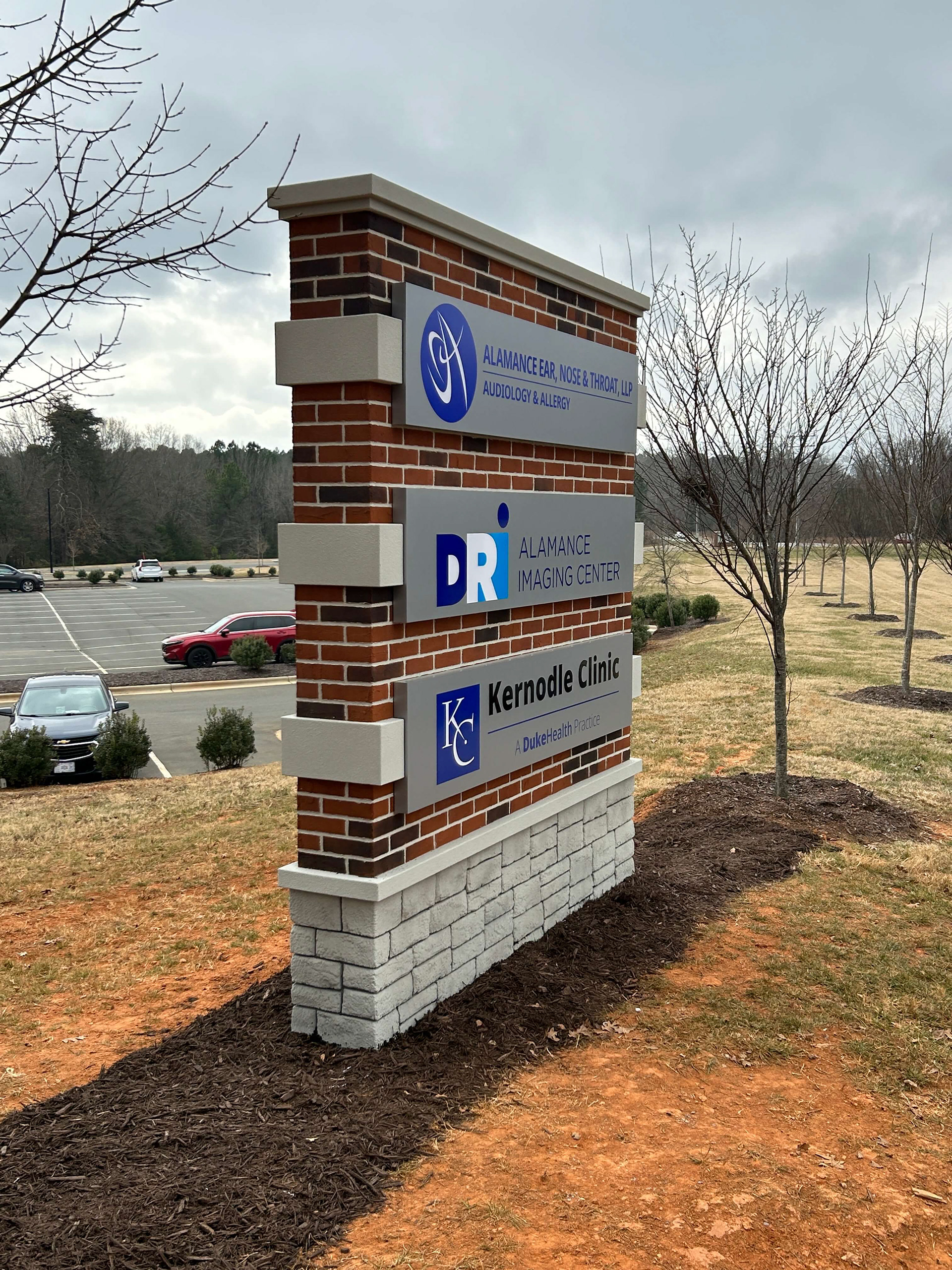 Large-Scale Monument • Custom EPS Foam Fabricated with Faux Brick and Stone to Match Building • Aluminum Tenant Panels • DRI Alamance Imaging Center • Burlington, NC