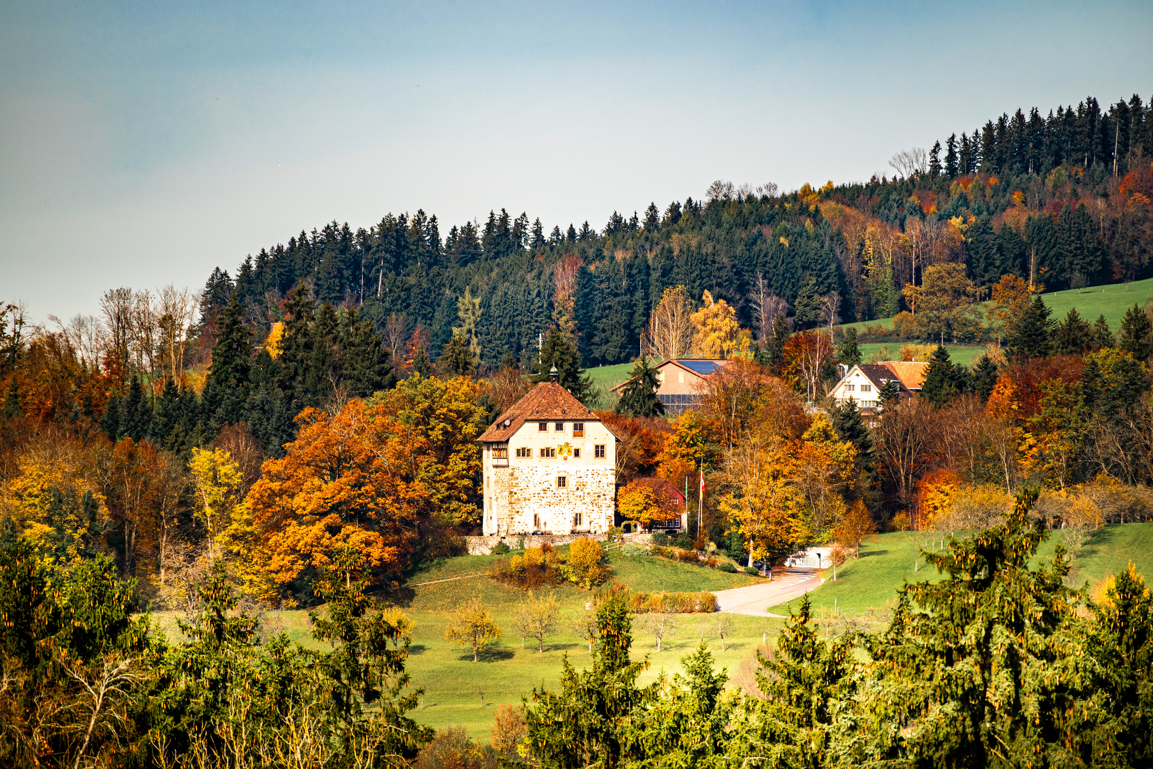 Oberberg – Ein Schloss im Herbstkleid