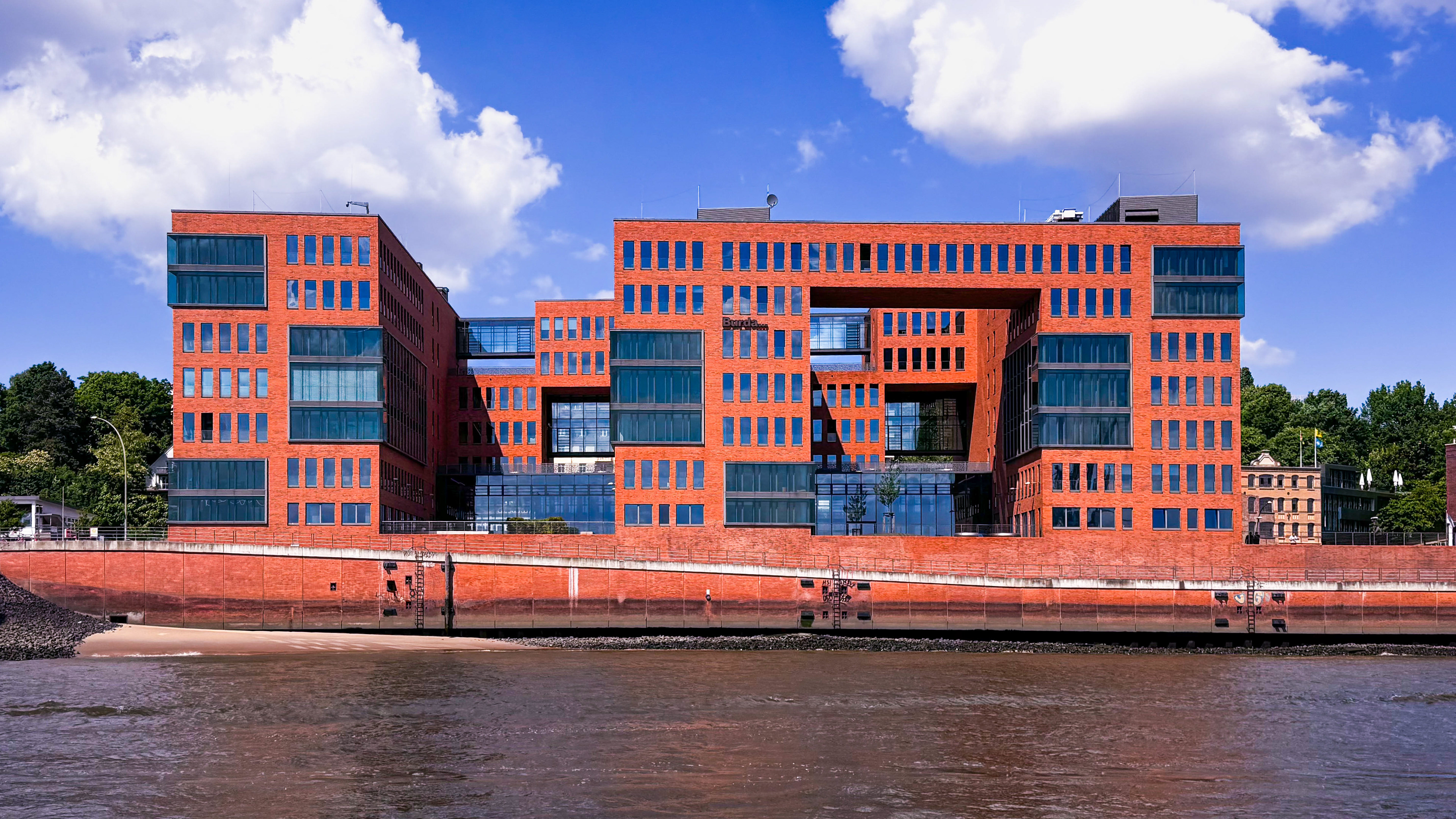 Architektur an der Elbe